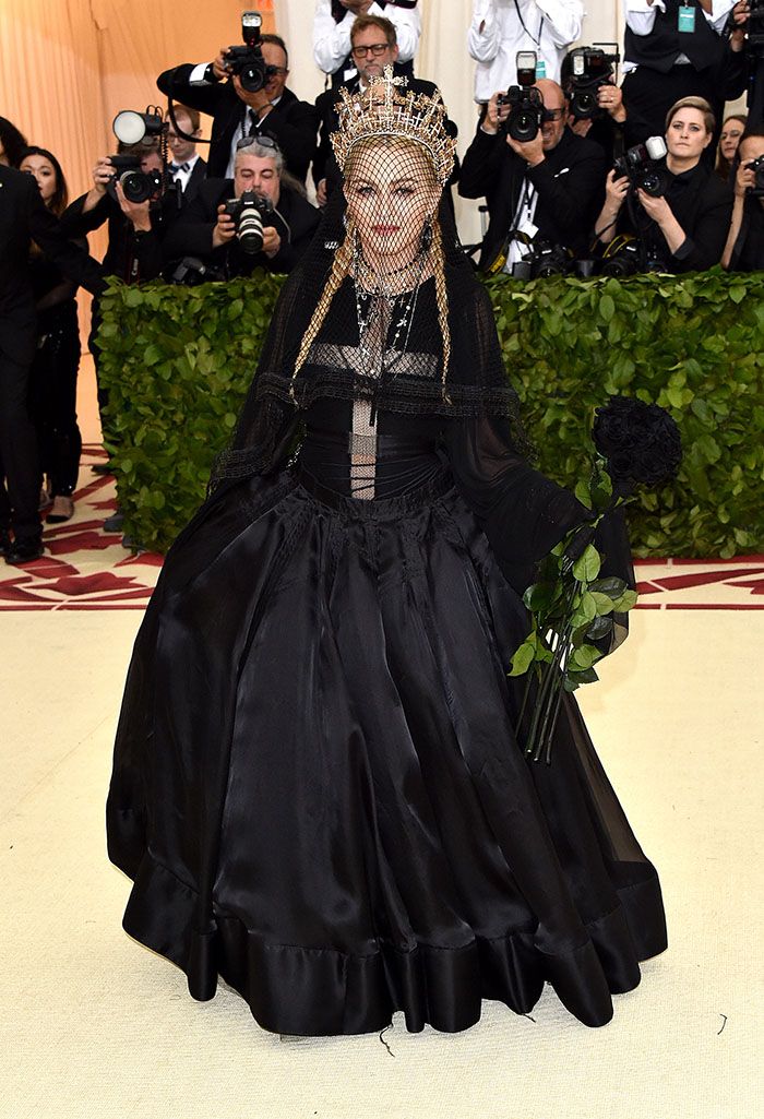 cliomakeup-madonna-60-anni-24-met-gala-2018