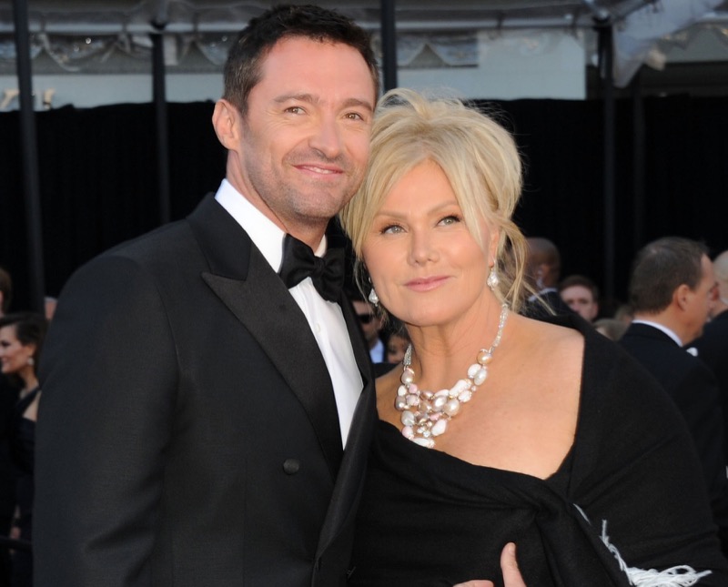 ClioMakeUp-coppie-celebs-donna-grande-7-hugh-wolverine-deborra-lee.jpg