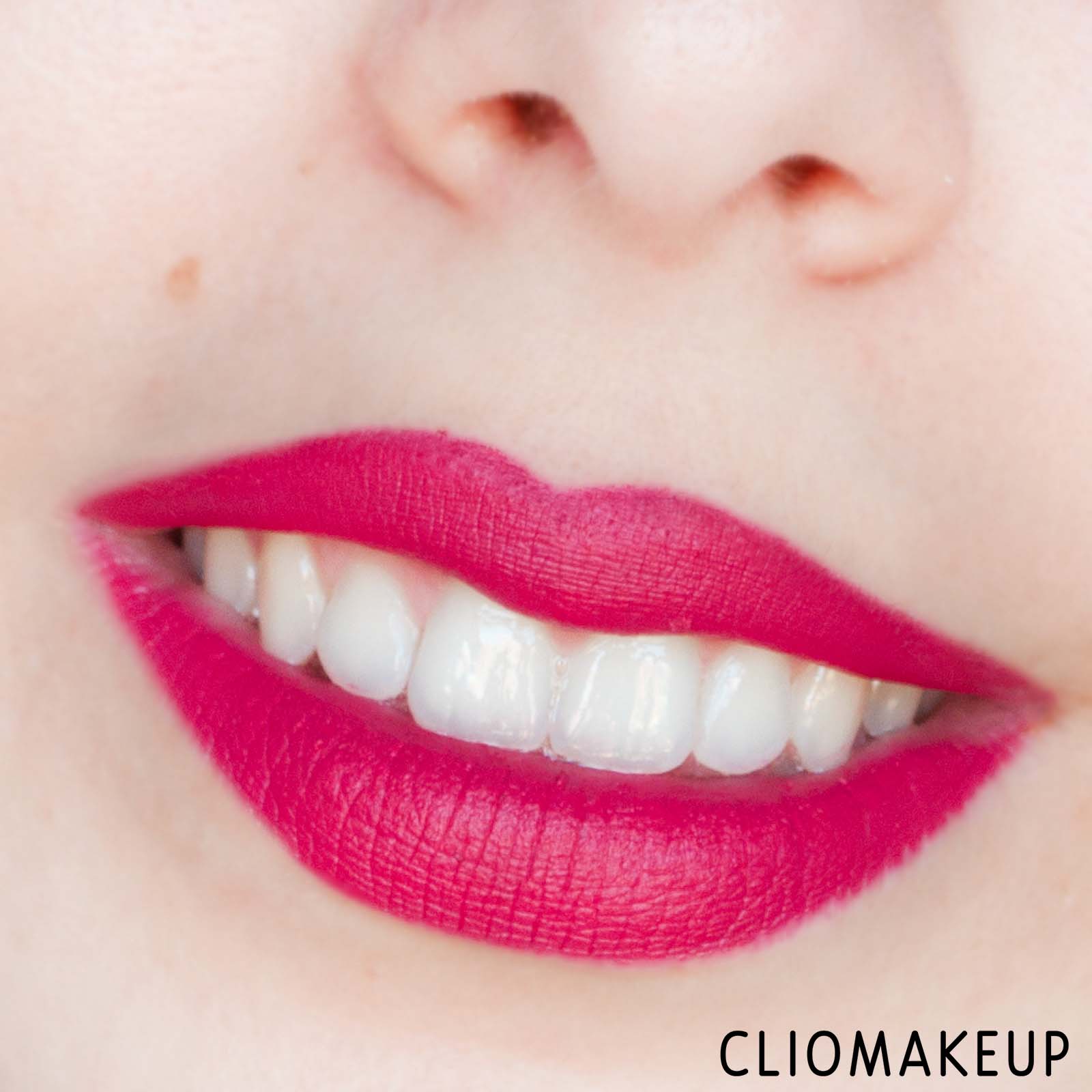 cliomakeup-recensione-Kit-Labbra-Mac-Lip-Duo-All-Fired-Up-12