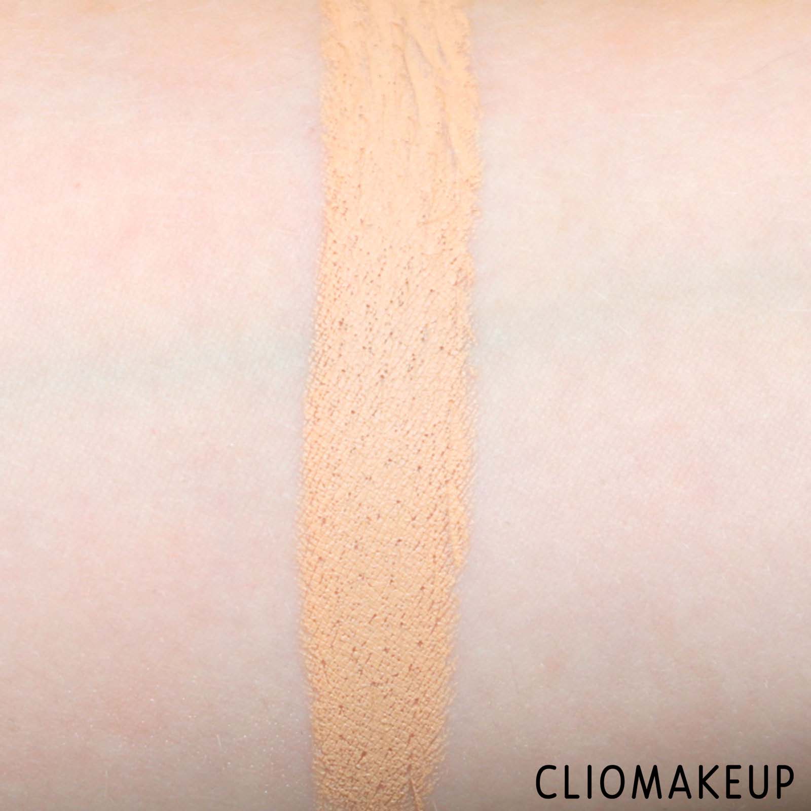 cliomakeup-recensione-correttore-wycon-stick-concealer-7