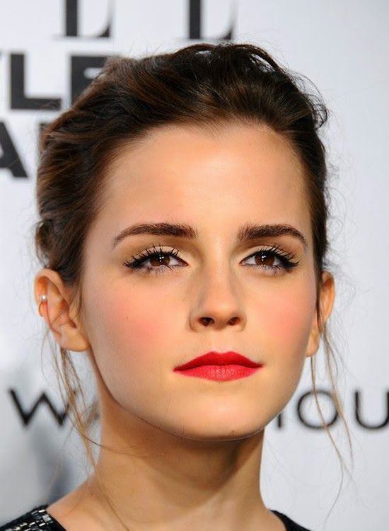 cliomakeup-makeup-cerimonie-autunno-2018-11-eyeliner-emma-watson