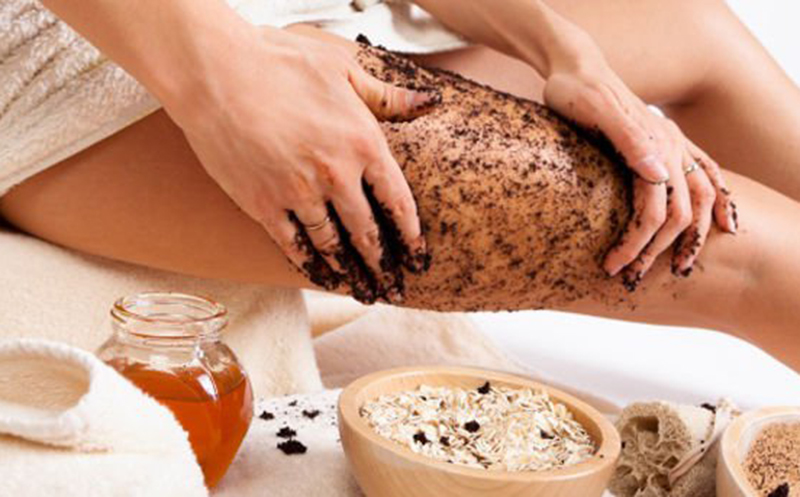 cliomakeup-usi-beauyt-caffè-scrub-anti-cellulite