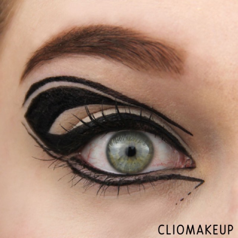 ClioMakeUp-eye-liner-team-13-nyx-grafico.jpg