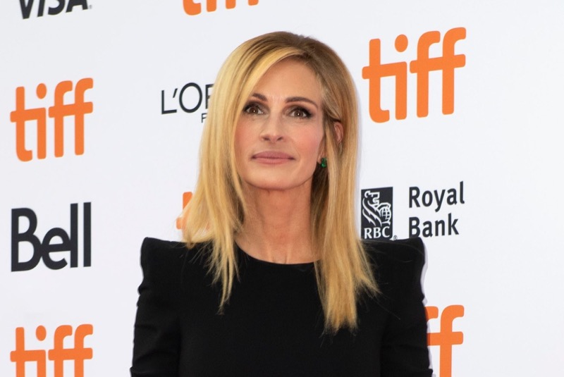 ClioMakeUp-toronto-film-festival-5-julia-roberts.jpg