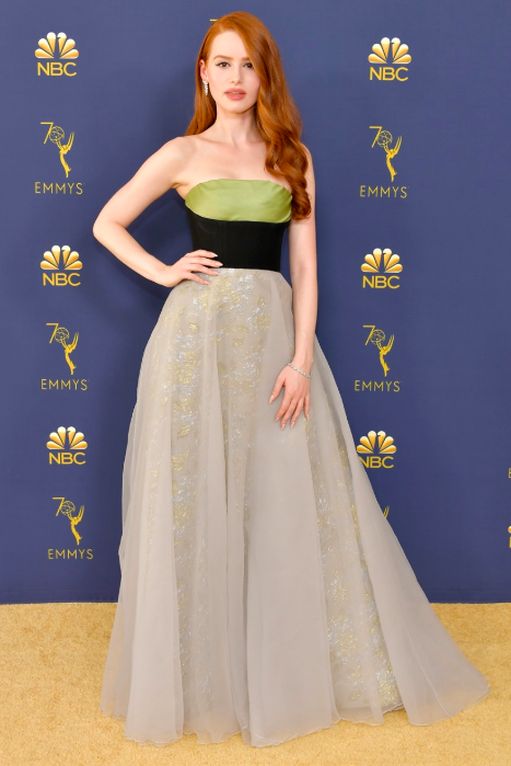 cliomakeup-emmy-awards-2018-8-verde-oro