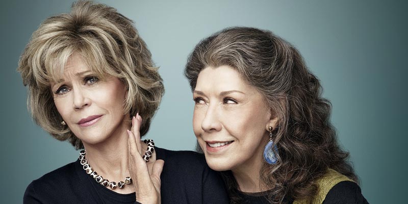 cliomakeup-netflix-girl-power-grace-frankie-screenweek.jpg