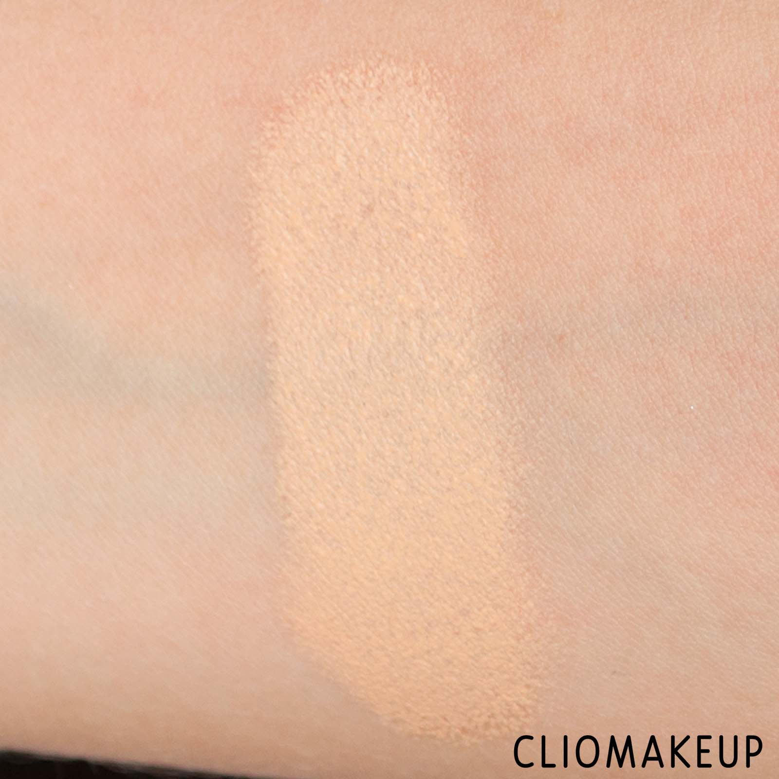 cliomakeup-recensione-correttore-maybelline-instant-anti-age-correttore-occhiaie-6