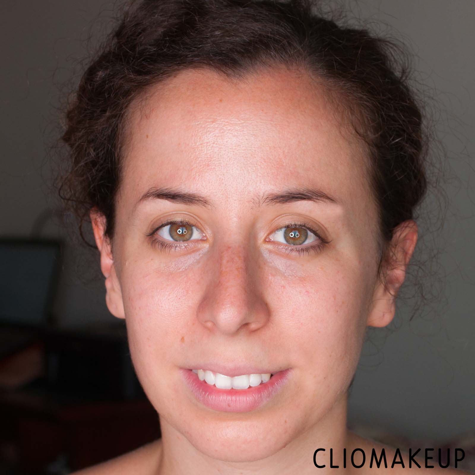 cliomakeup-recensione-correttore-wycon-second-skin-concealer-15