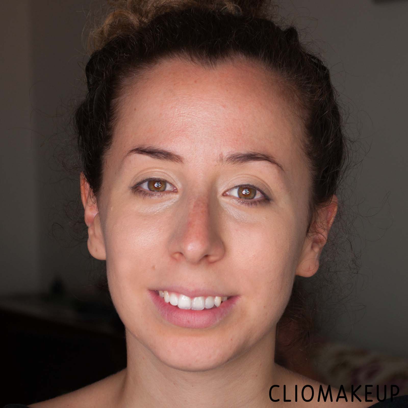 cliomakeup-recensione-correttore-wycon-second-skin-concealer-17