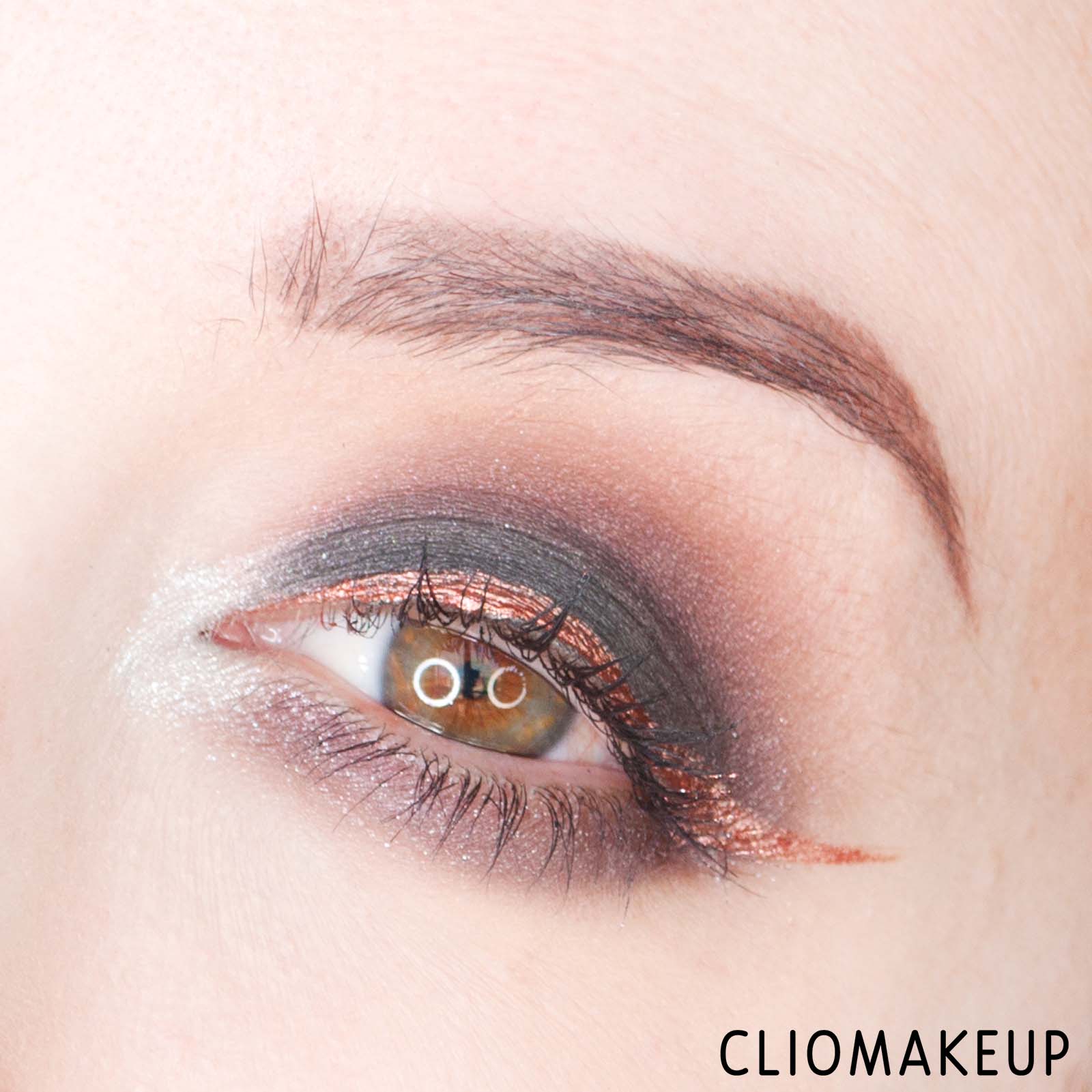 cliomakeup-recensione-eyeliner-essence-melted-chrome-eyeliner-11