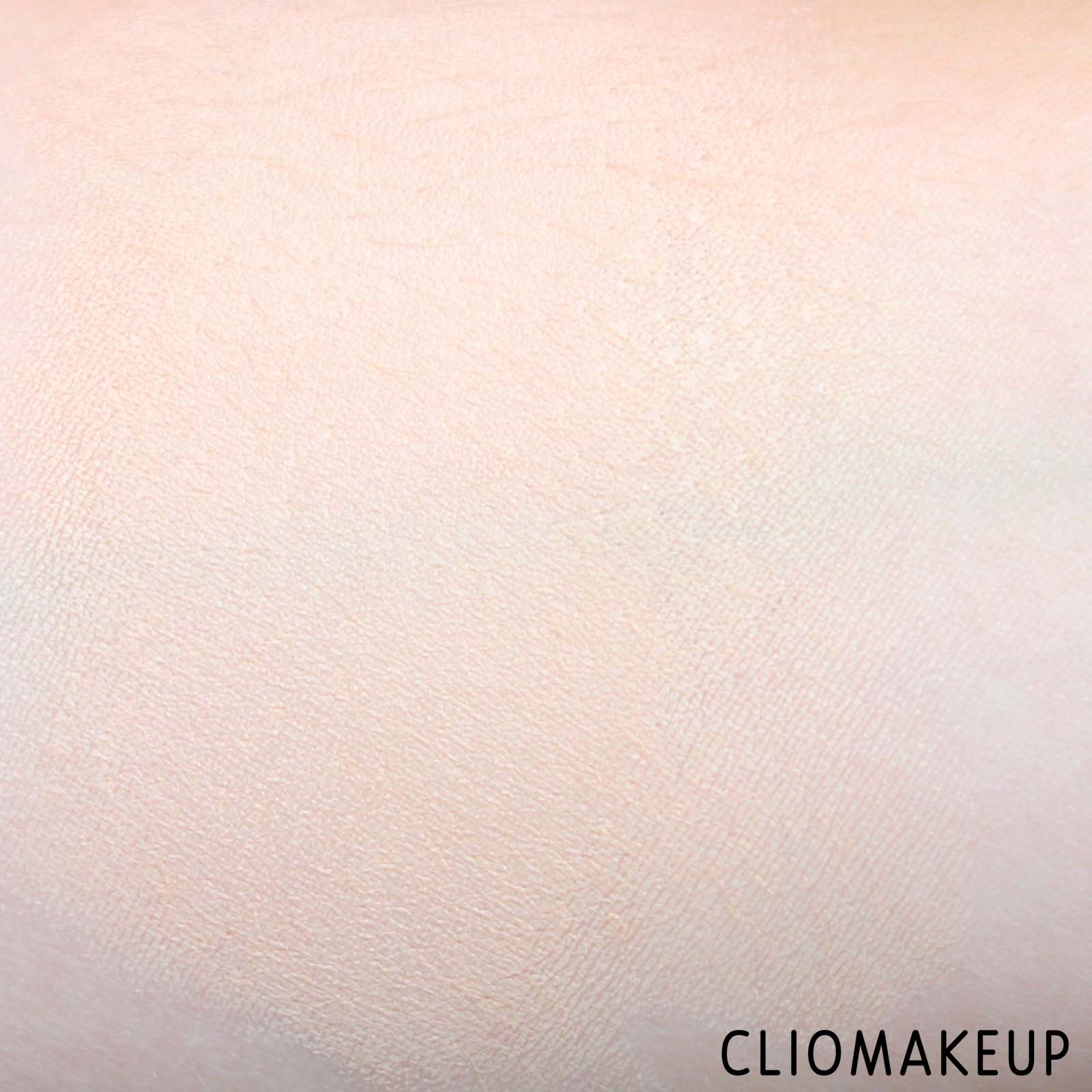 cliomakeup-recensione-fondotinta-kiko-dark-treasure-foundation-and-concealer-9