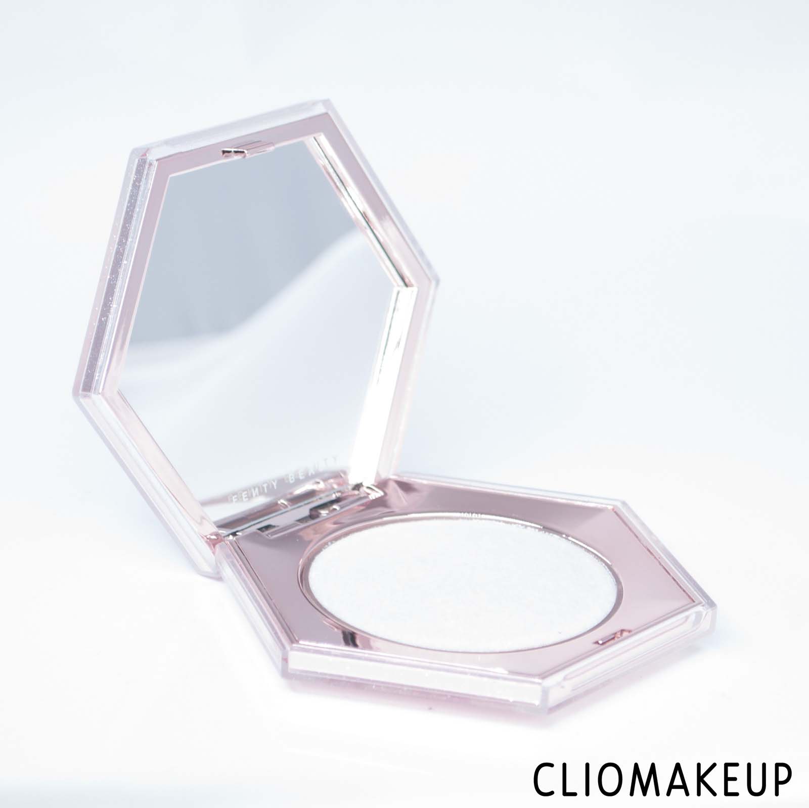 cliomakeup-recensione-illuminante-fenty-beauty-diamond-bomb-4