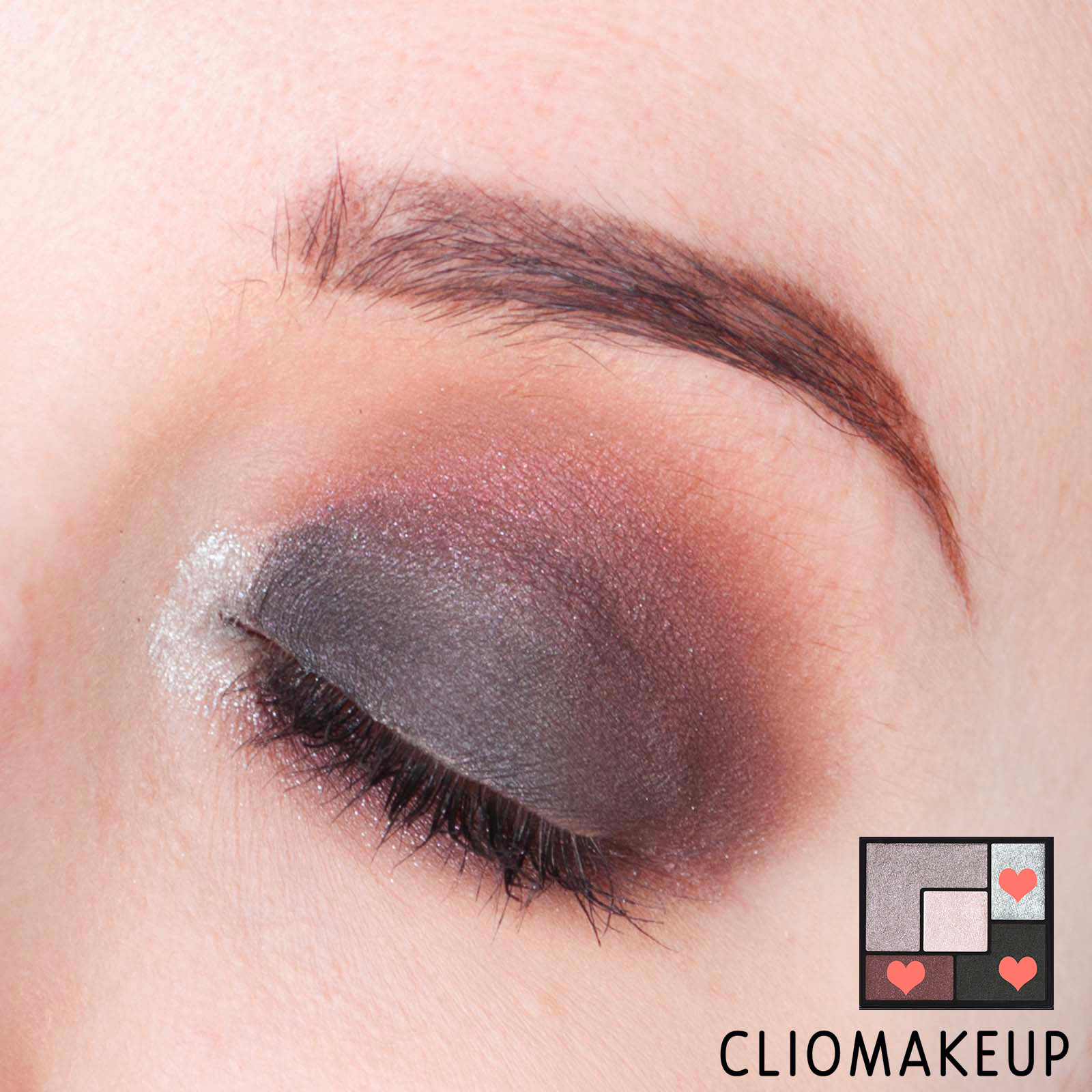 cliomakeup-recensione-palette-ysl-couture-palette-black-opium-sound-illusion-15