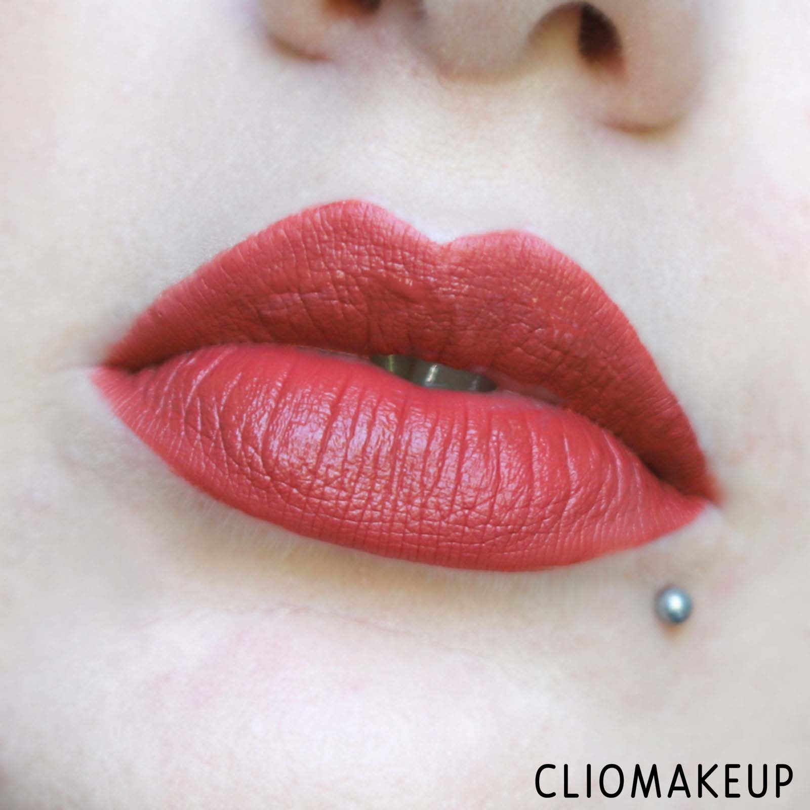 cliomakeup-recensione-rossetti-liquidi-kiko-dark-treasure-matte-liquid-lip-colour-12