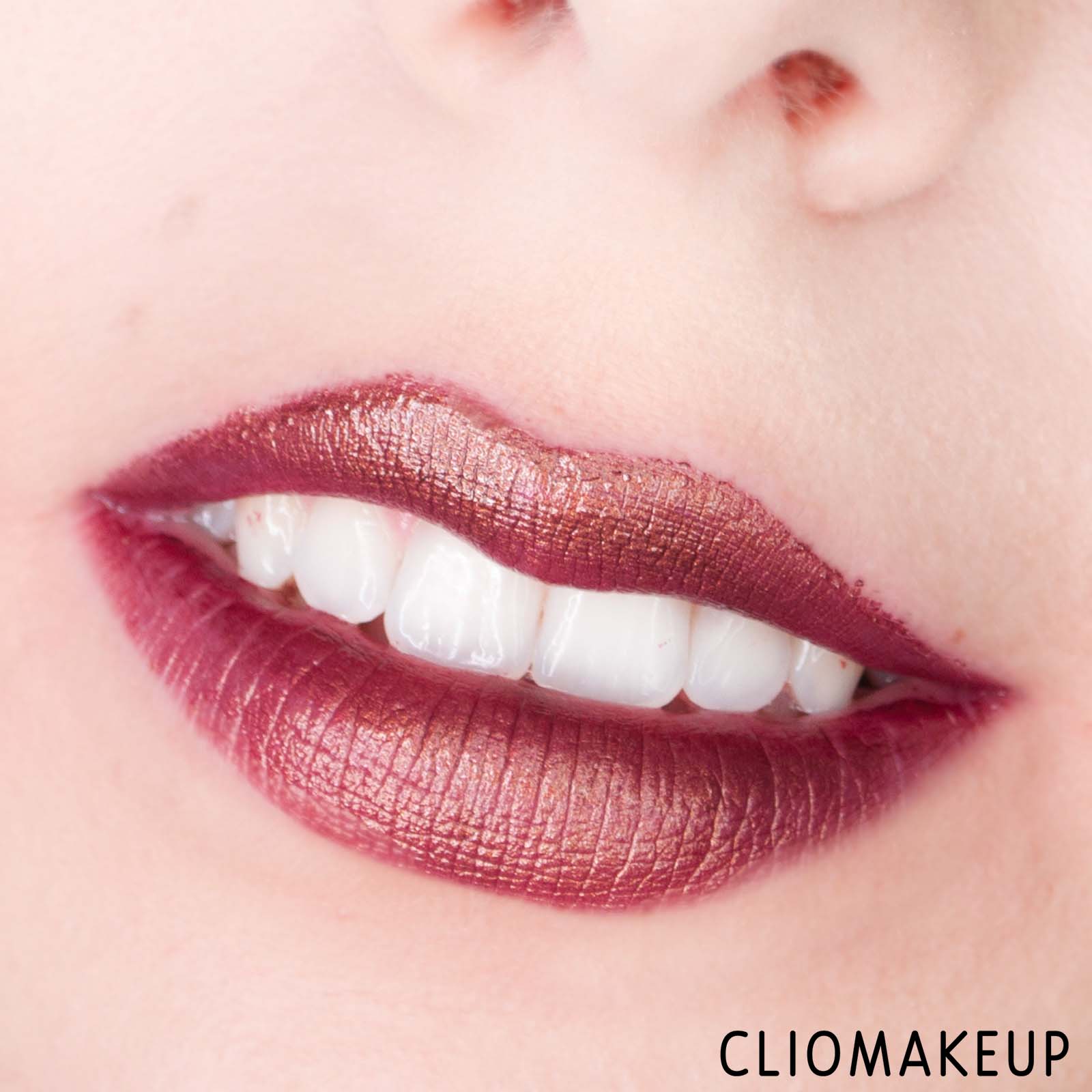 cliomakeup-recensione-rossetti-urban-decay-vice-lipstick-metallized-13