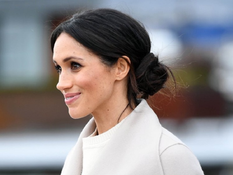 cliomakeup-acconciature-mesys-bun-meghan-markle