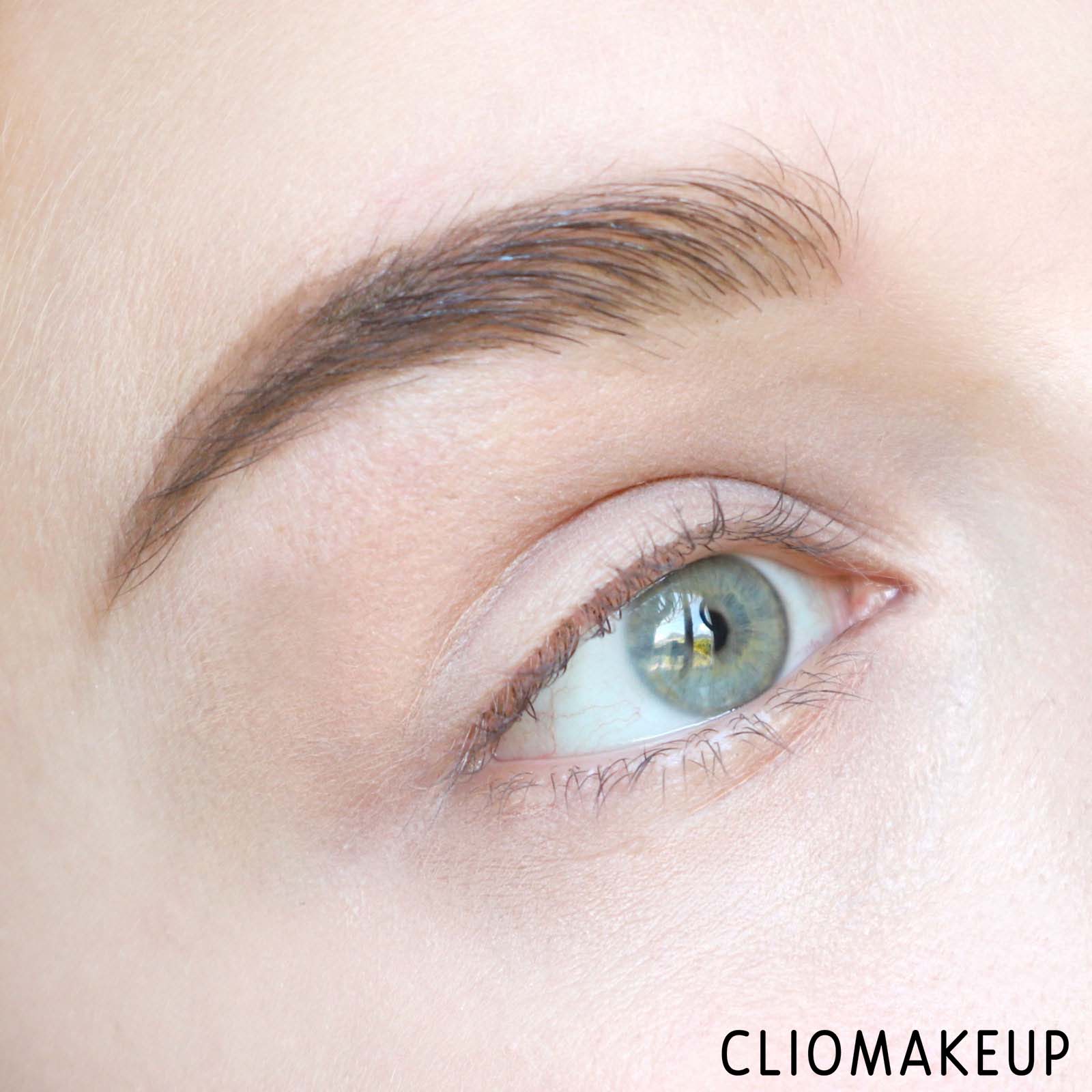 cliomakeup-recensione-correttore-charlotte-tilbury-magic-concealer-12