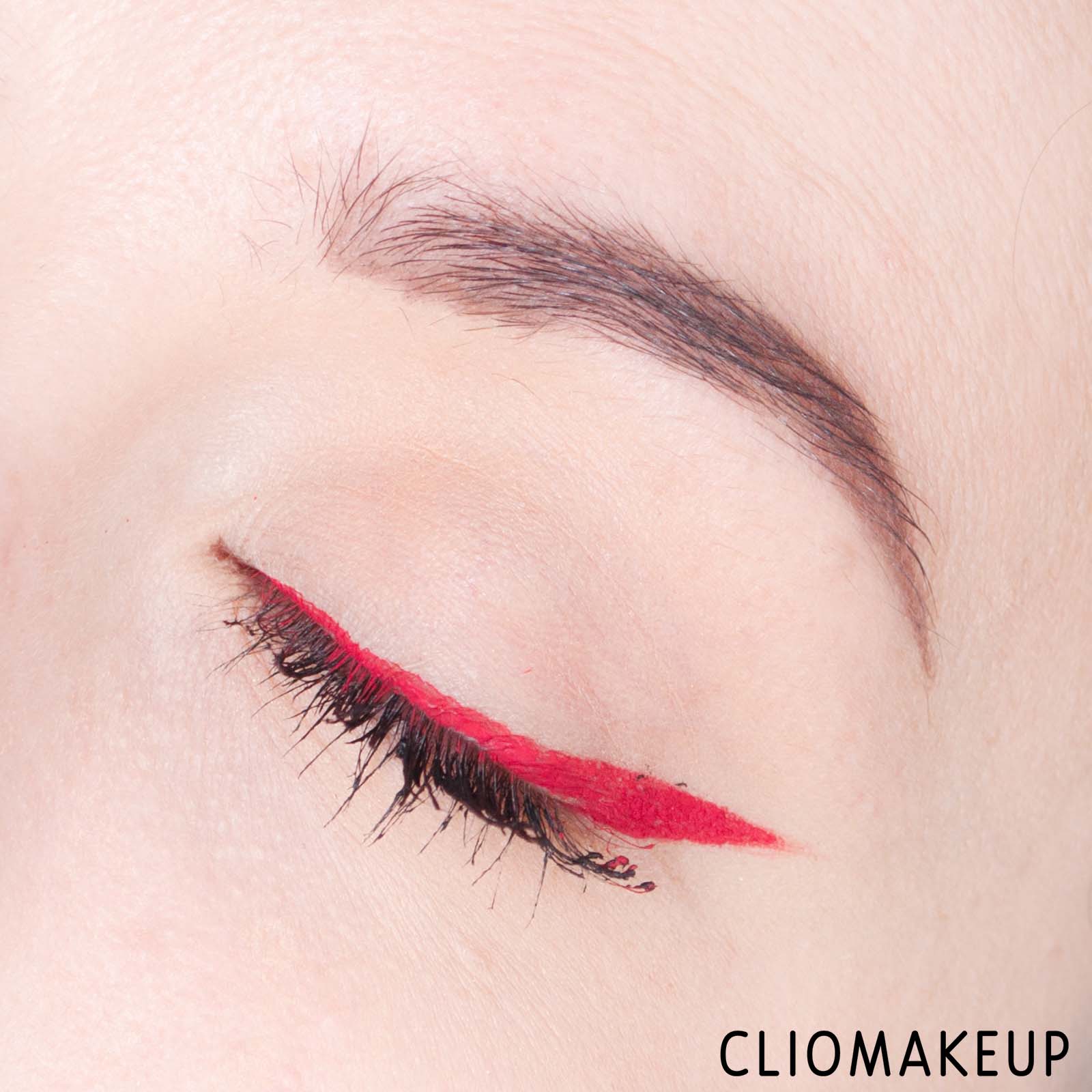 cliomakeup-recensione-eyeliner-kat-von-d-ink-well-long-wear-matte-eyeliner-12