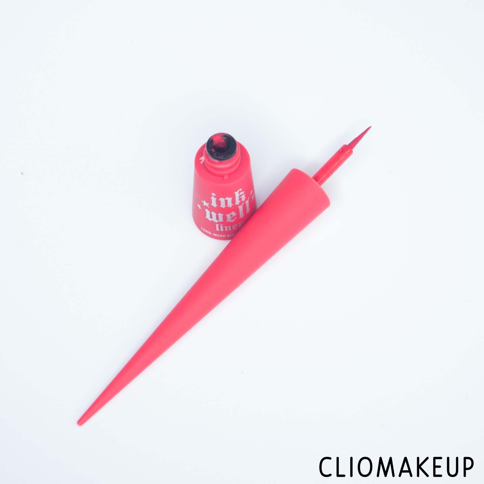 cliomakeup-recensione-eyeliner-kat-von-d-ink-well-long-wear-matte-eyeliner-5