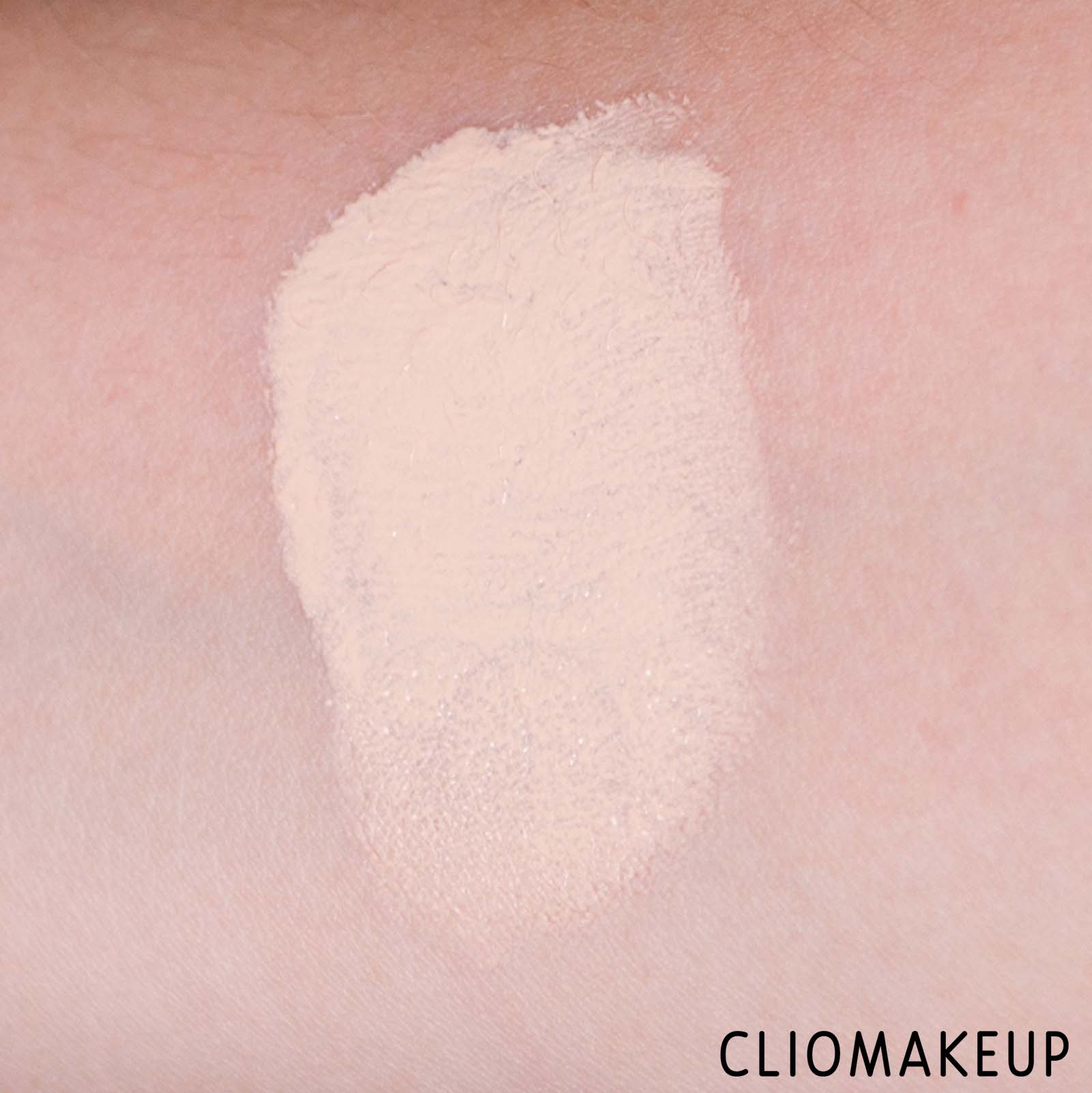 cliomakeup-recensione-fondotinta-wycon-quick-foundation-fluid-foundation-9