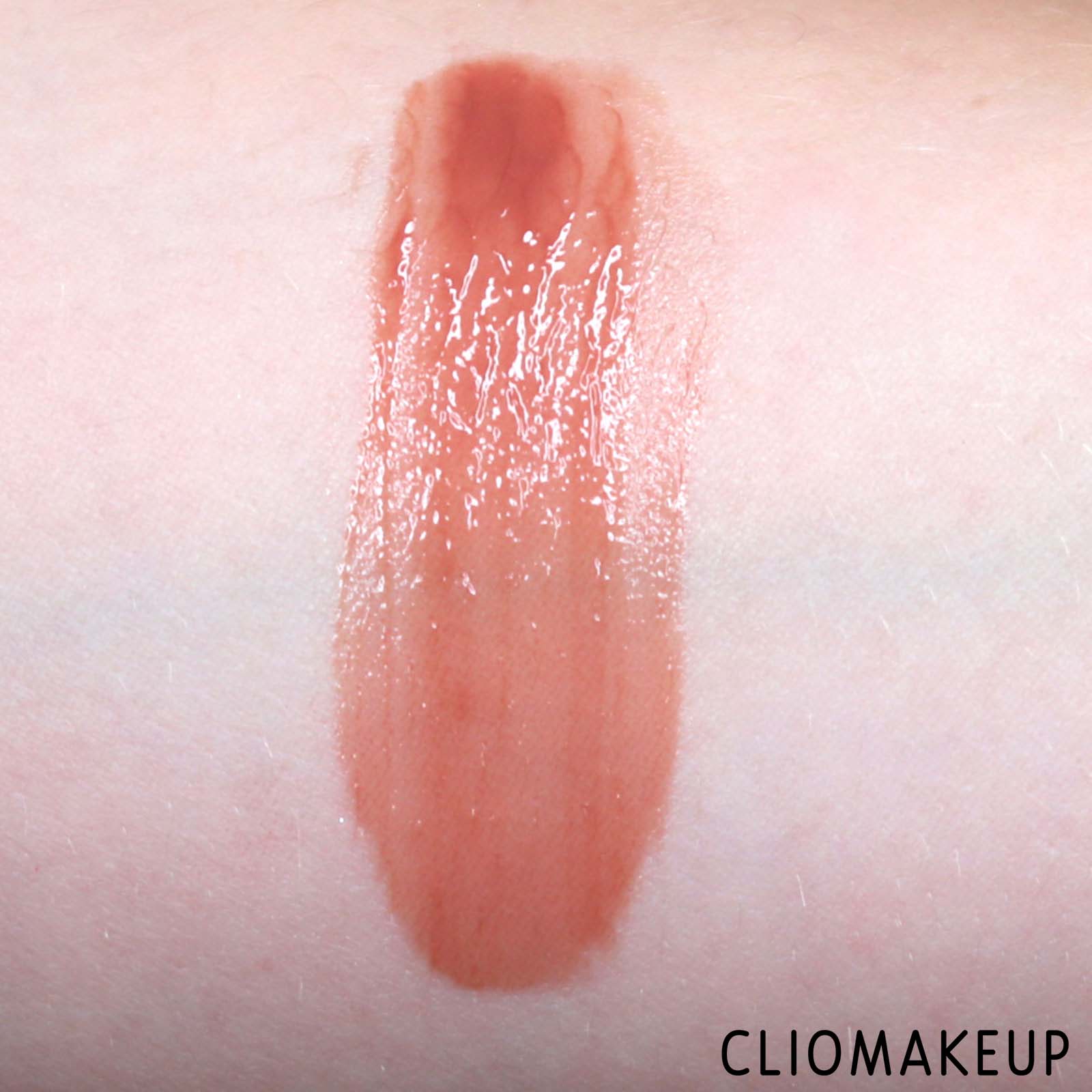 cliomakeup-recensione-gloss-loreal-lip-dew-havana-camila-cabello-lip-dew-9