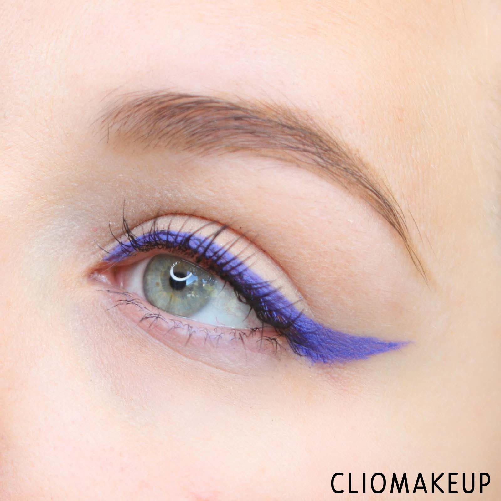 cliomakeup-recensione-matite-essence-electric-vibes-liner-14