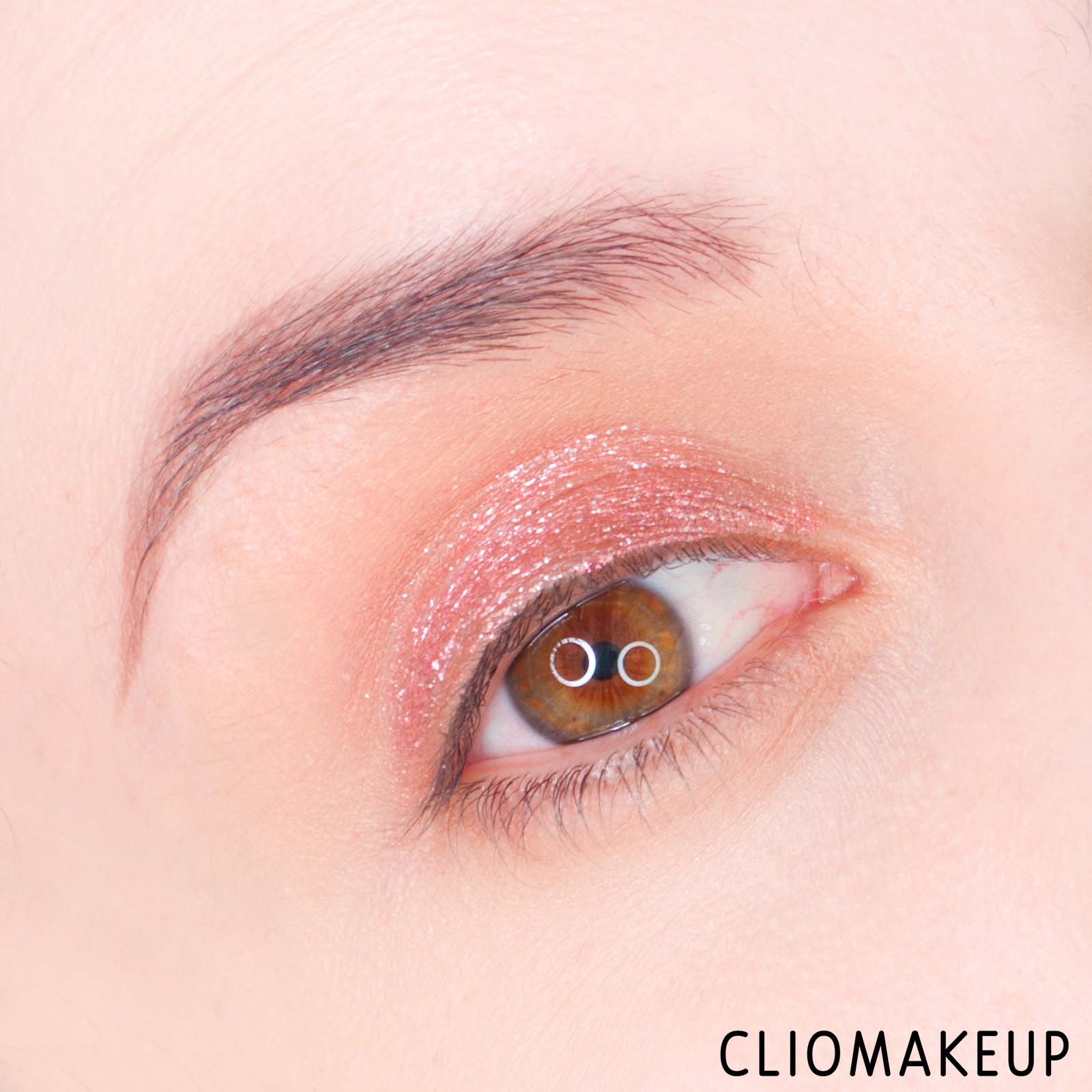 cliomakeup-recensione-ombretti-liquidi-nyx-glitter-goals-liquid-eyeshadow-11