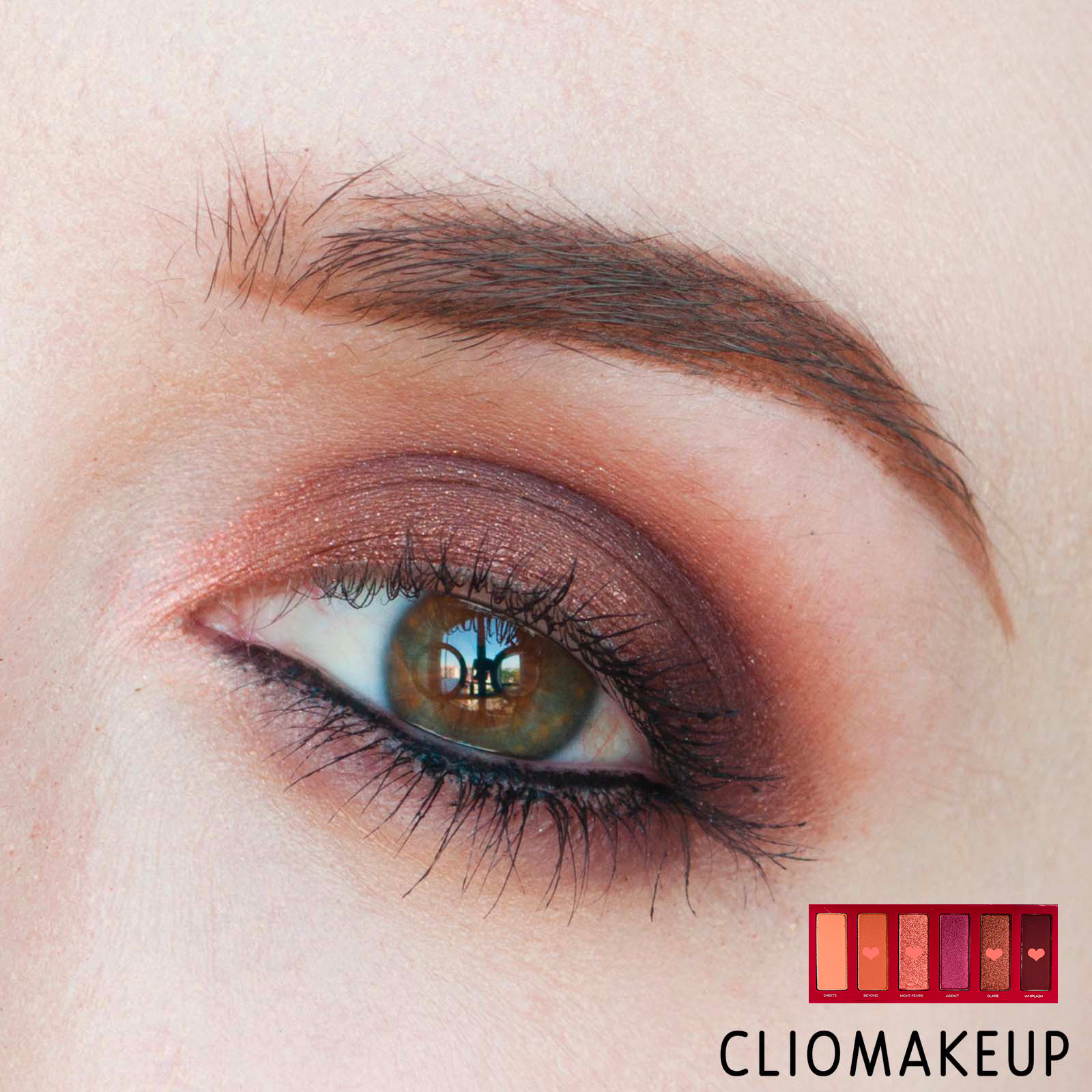 cliomakeup-recensione-palette-urban-decay-aphrodisiac-eyeshadow-palette-13