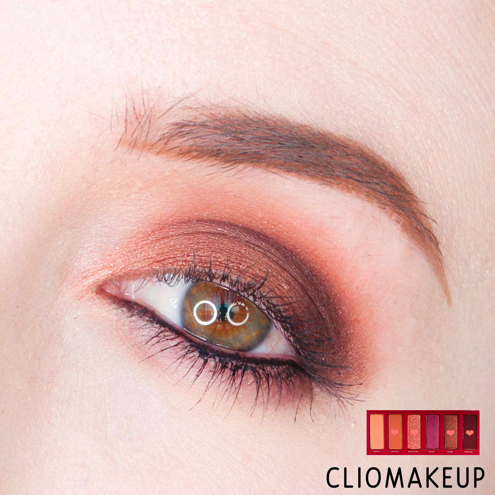 cliomakeup-recensione-palette-urban-decay-aphrodisiac-eyeshadow-palette-14