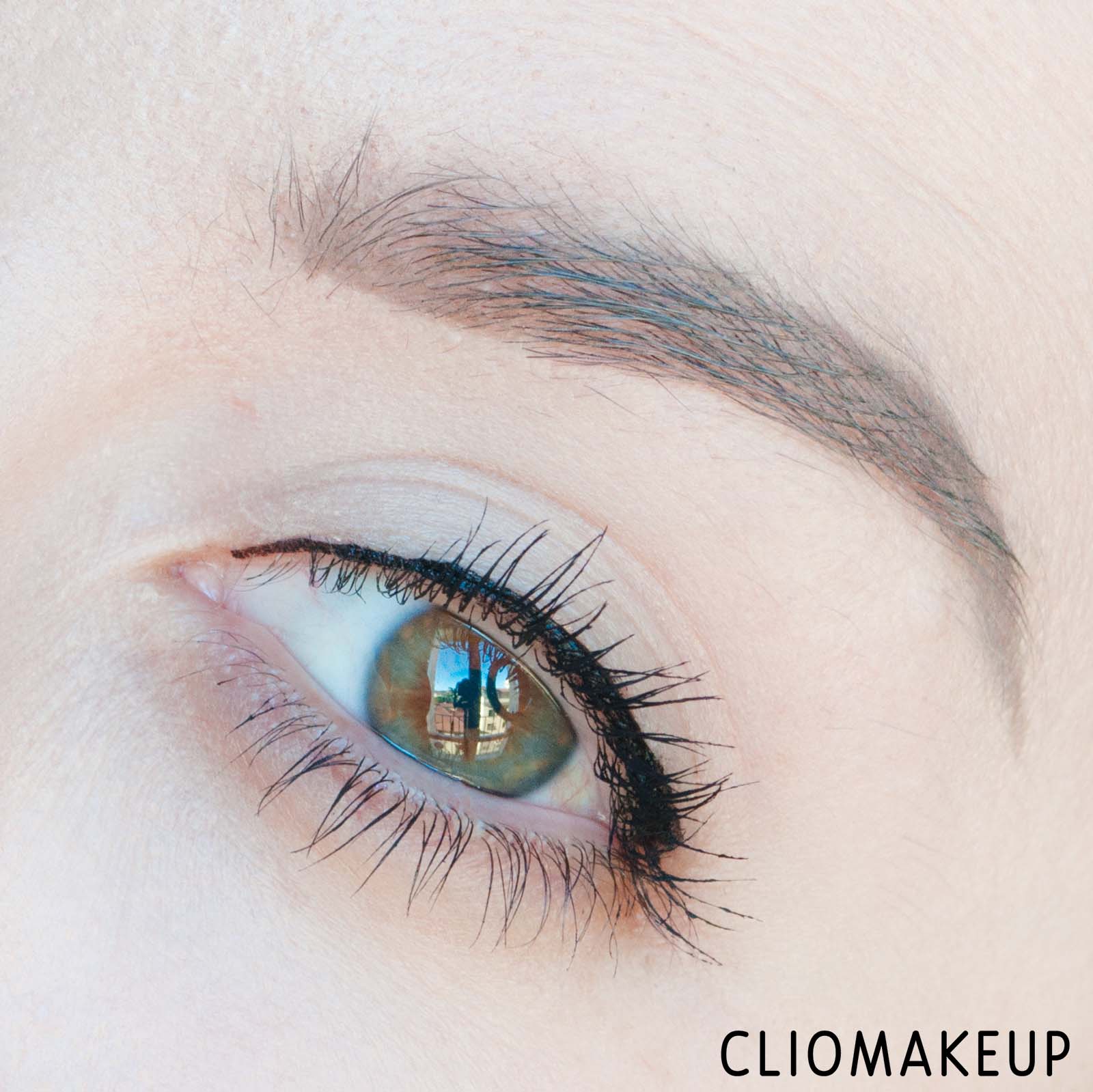 cliomakeup-recensione-eyeliner-deborah-fineliner-eyeliner-punta-precisione-10