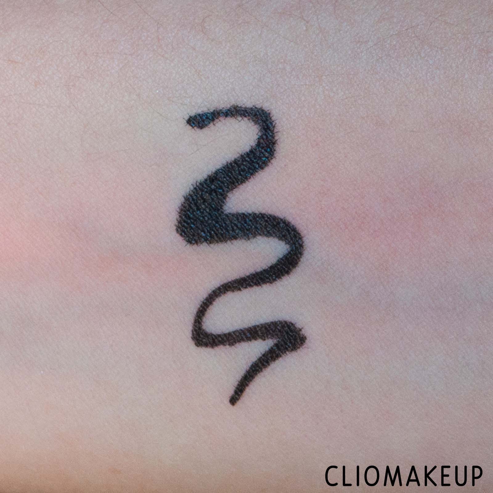 cliomakeup-recensione-eyeliner-deborah-fineliner-eyeliner-punta-precisione-6