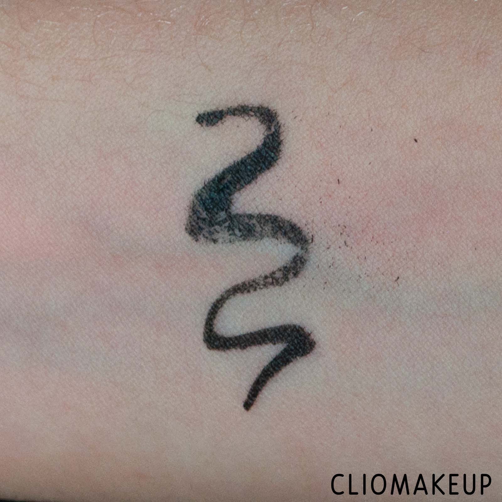 cliomakeup-recensione-eyeliner-deborah-fineliner-eyeliner-punta-precisione-9