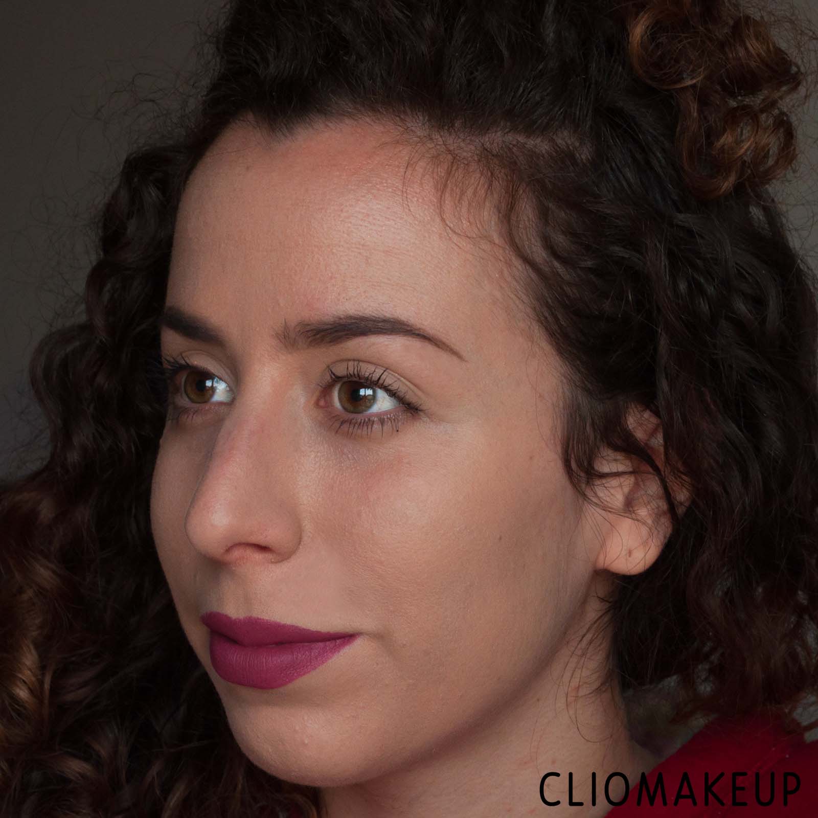 cliomakeup-recensione-illuminante-jeffree-star-cosmetics-liquid-frost-liquid-highlighter-10