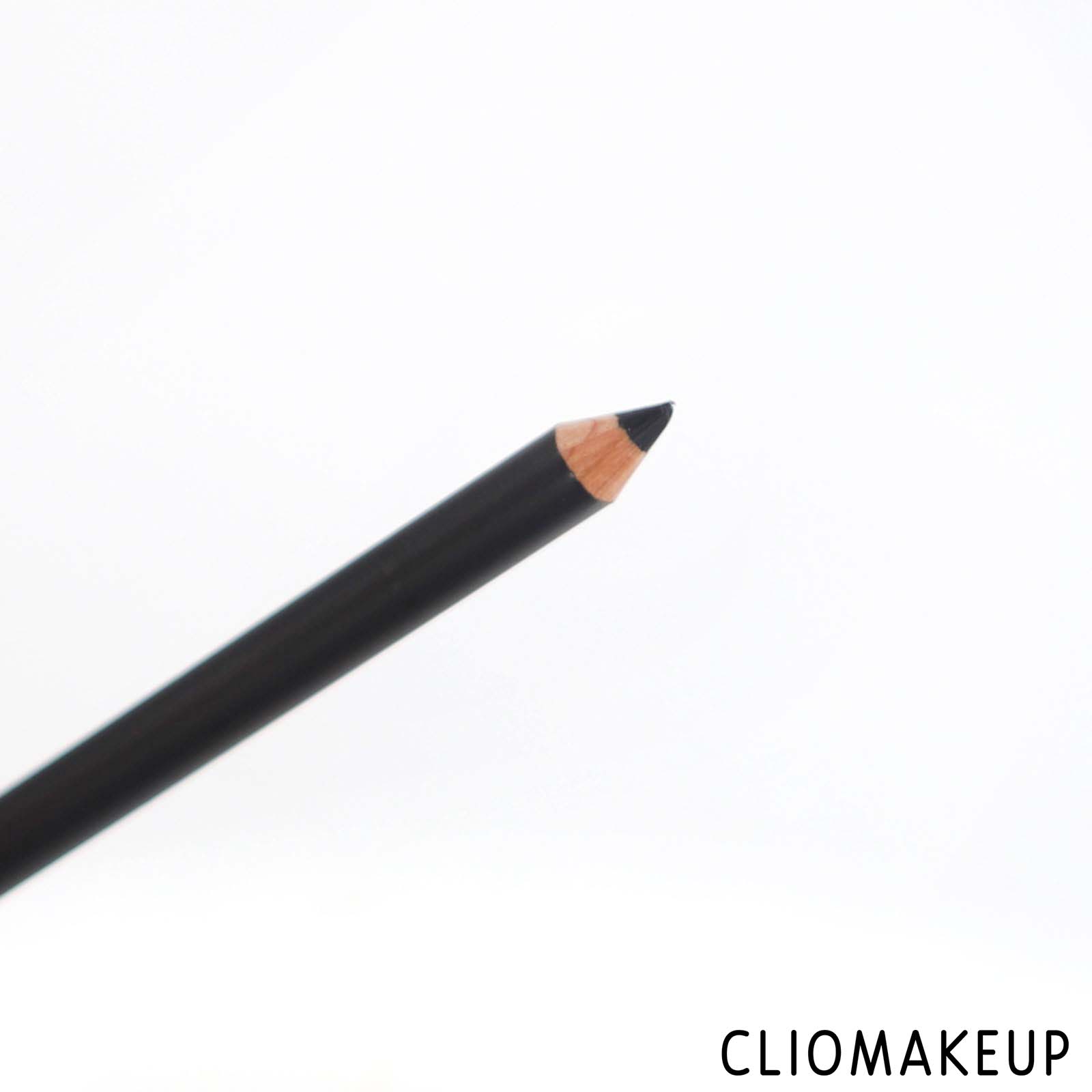 cliomakeup-recensione-matita-wycon-eyepencil-matt-black-magic-5