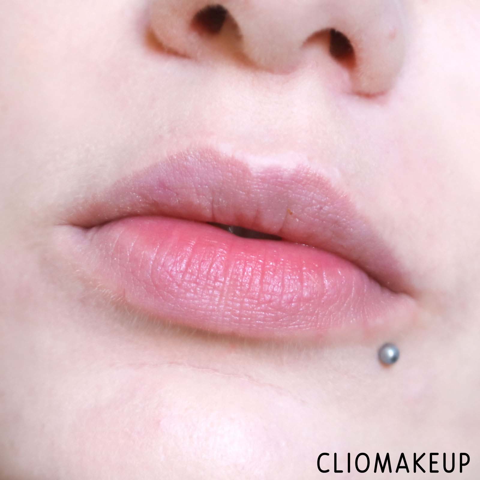 cliomakeup-recensione-rossetti-kiko-sparkling-holiday-lip-lacquer-10