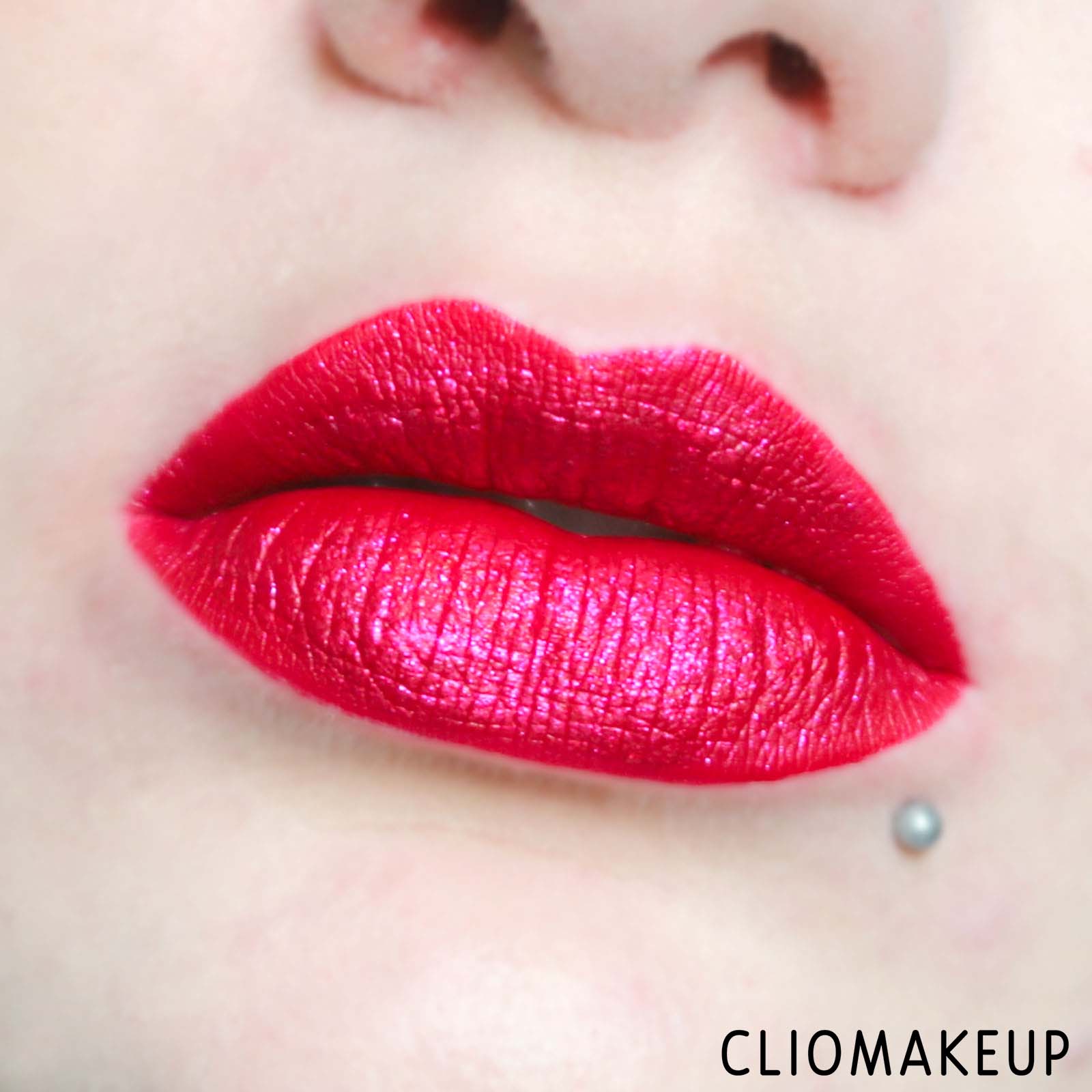 cliomakeup-recensione-rossetti-kiko-sparkling-holiday-lip-lacquer-12