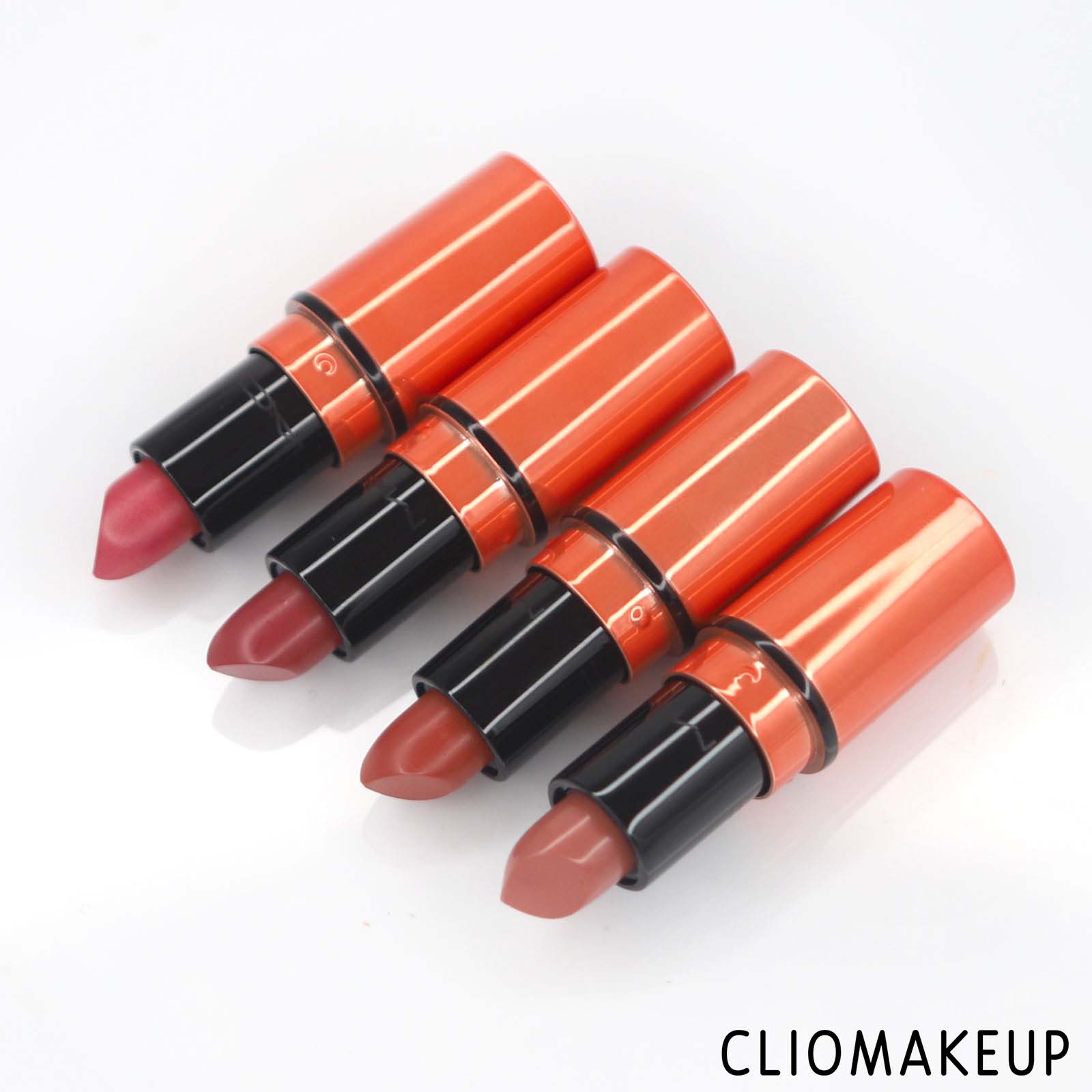 cliomakeup-recensione-rossetti-mac-shiny-pretty-thing-party-favours-mini-lipstick-nudes-5