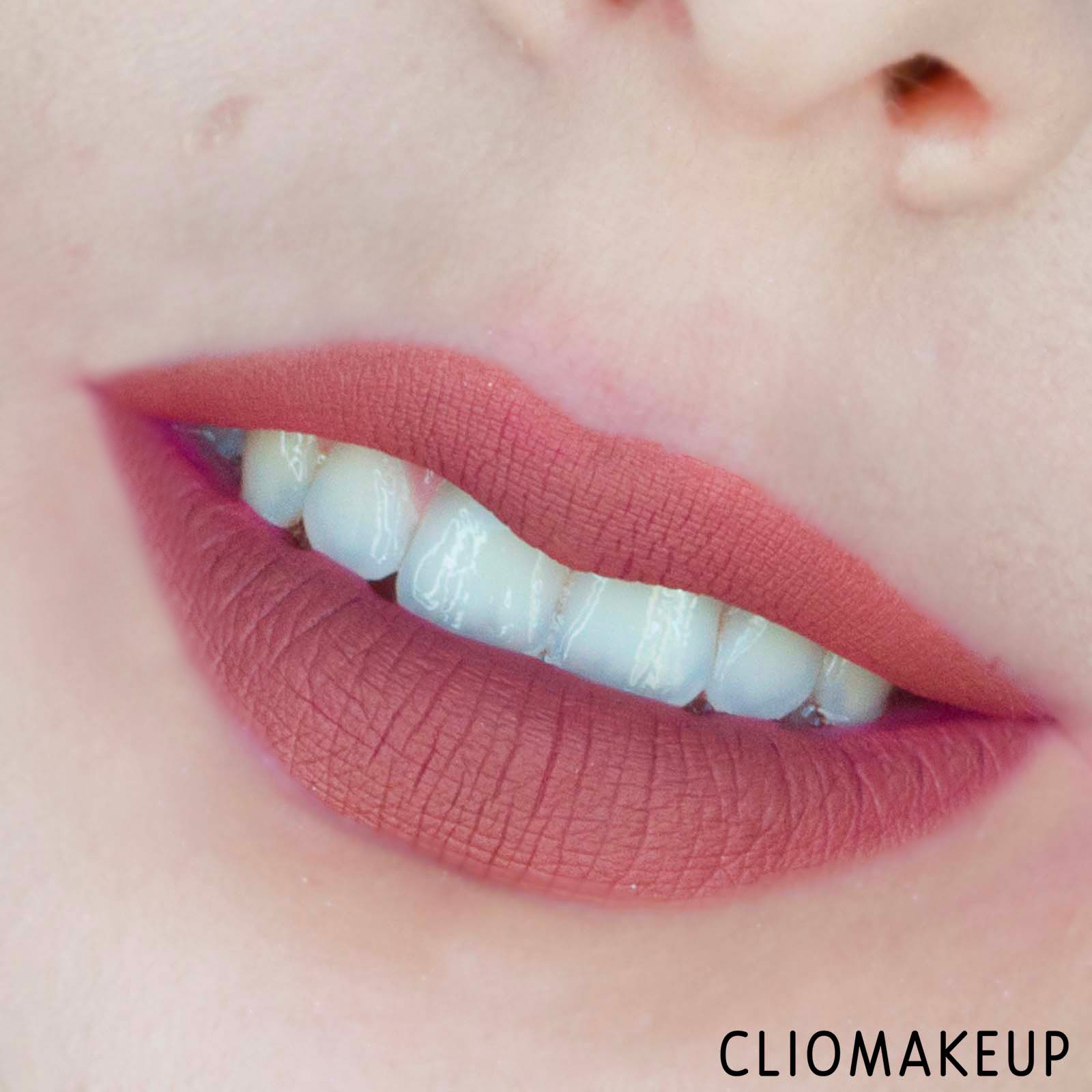 cliomakeup-recensione-rossetto-lime-crime-velvetines-liquid-matte-lipstick-11