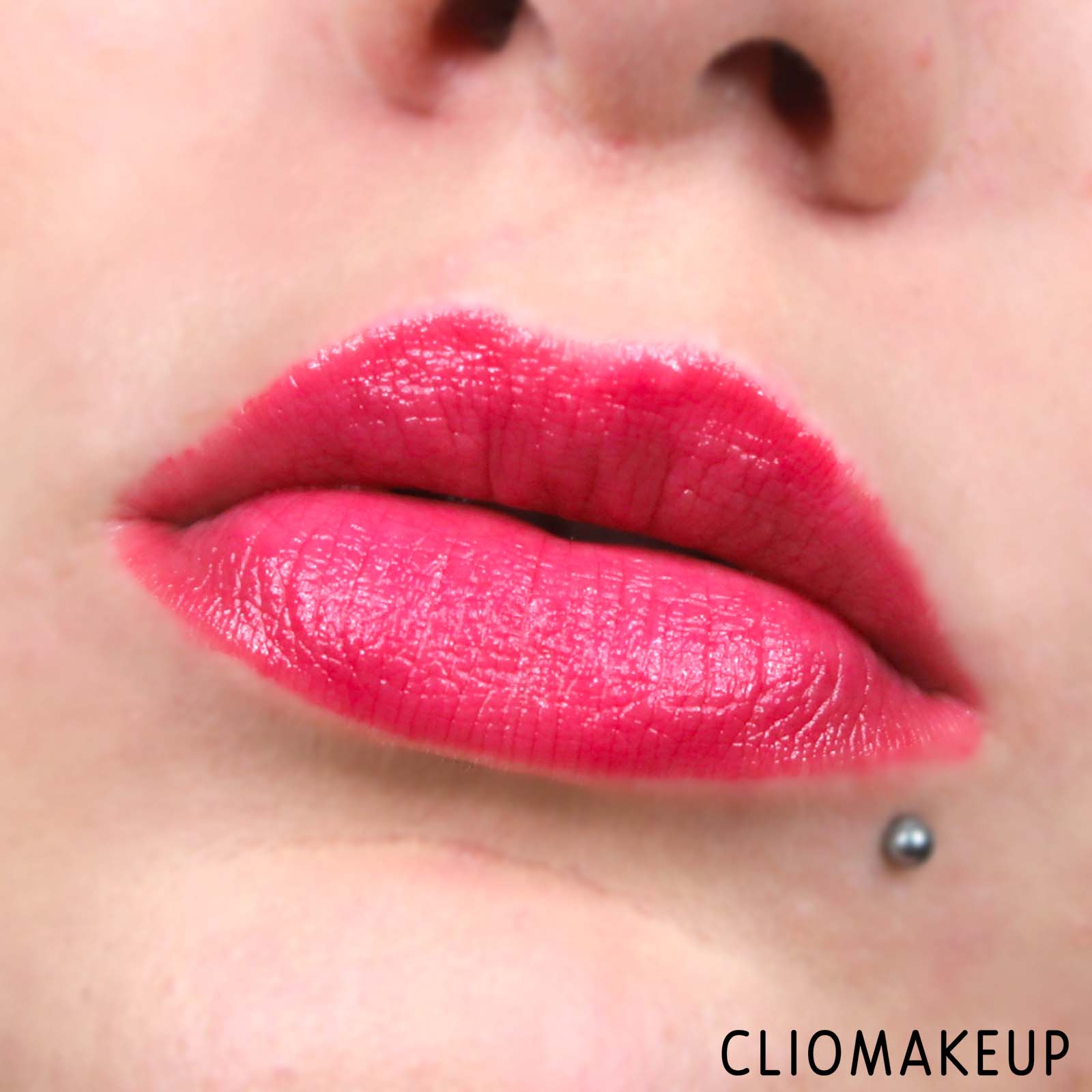 cliomakeup-recensione-balsamo-labbra-ysl-rouge-volupte-plump-in-colour-11