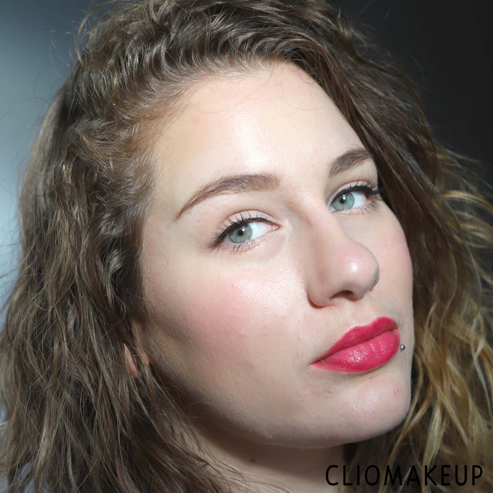 cliomakeup-recensione-balsamo-labbra-ysl-rouge-volupte-plump-in-colour-12