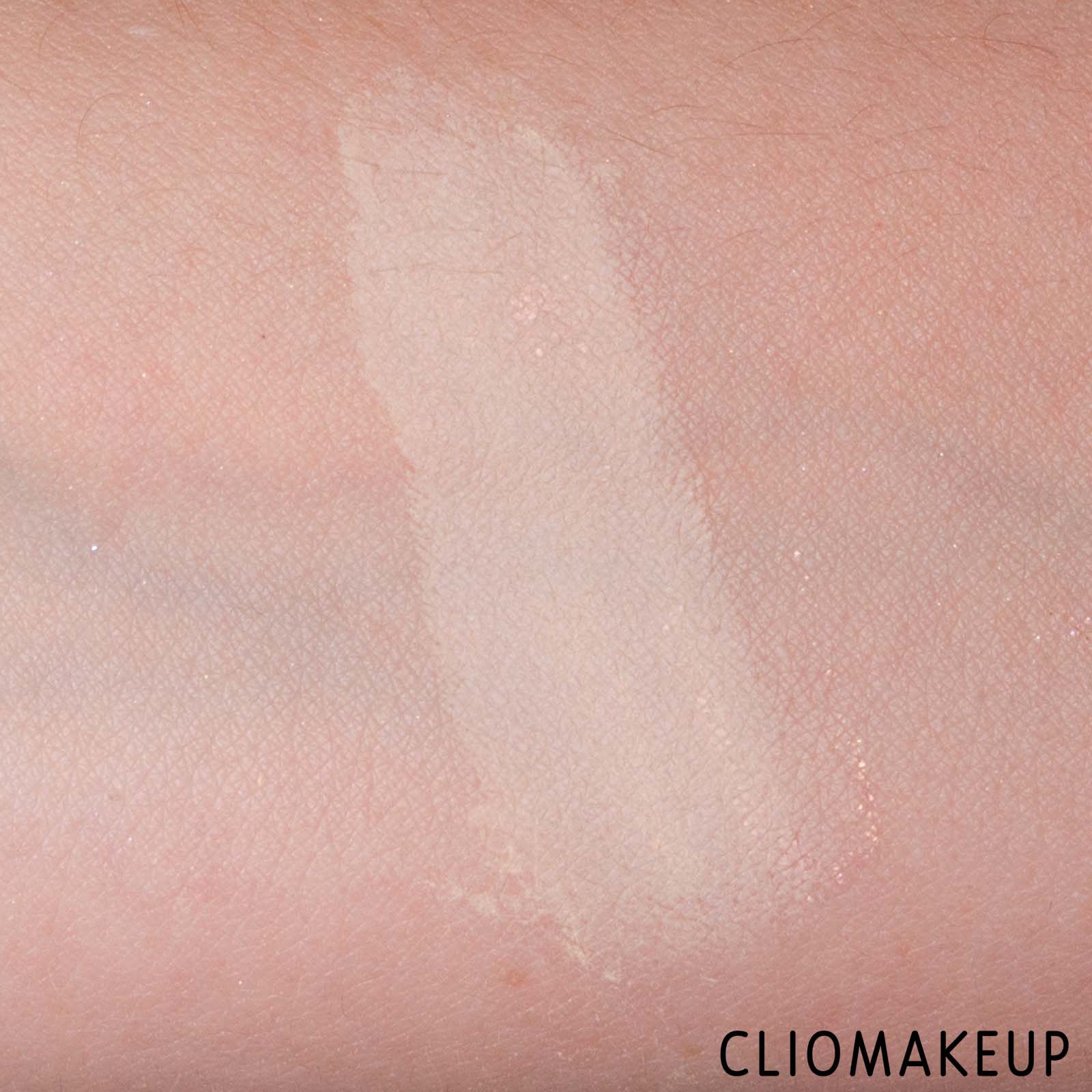 cliomakeup-recensione-cipria-fenty-beauty-pro-filt'r-instant-retouch-setting-powder-7