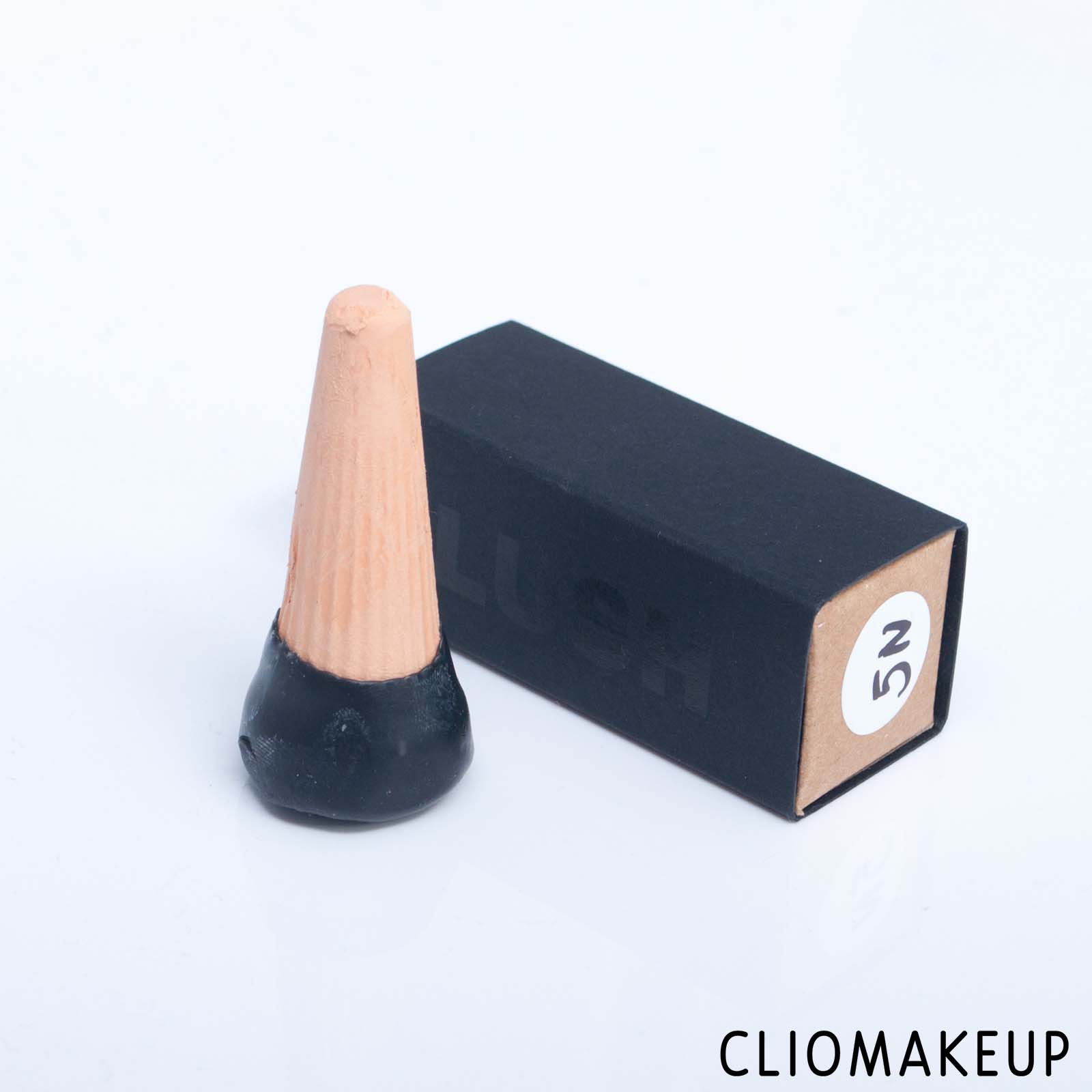 cliomakeup-recensione-correttori-lush-trix-stick-correttore-multiuso-5