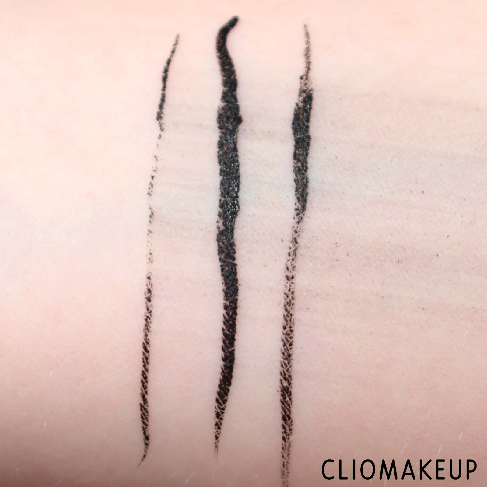 cliomakeup-recensione-eyeliner-deborah-extra-precisione-eyeliner-waterproof-9