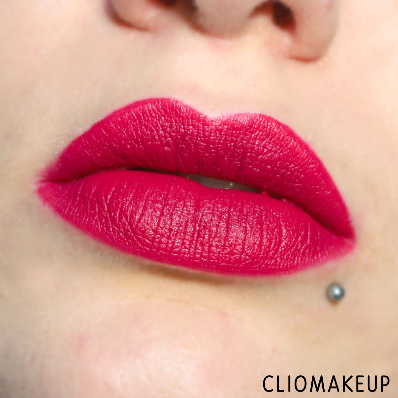 cliomakeup-recensione-fenty-beauty-mattemoiselle-plush-matte-lipstick-14