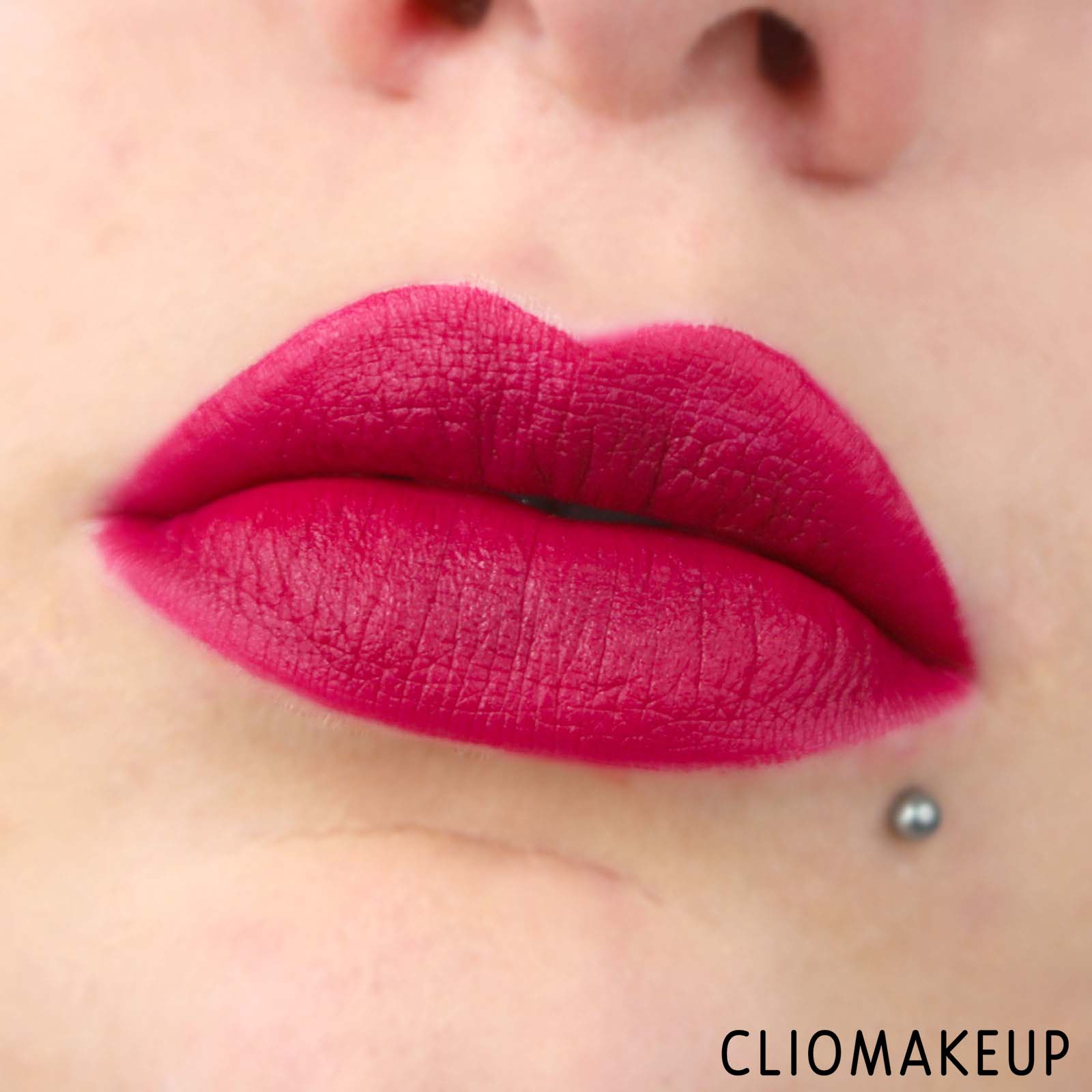 cliomakeup-recensione-fenty-beauty-mattemoiselle-plush-matte-lipstick-15