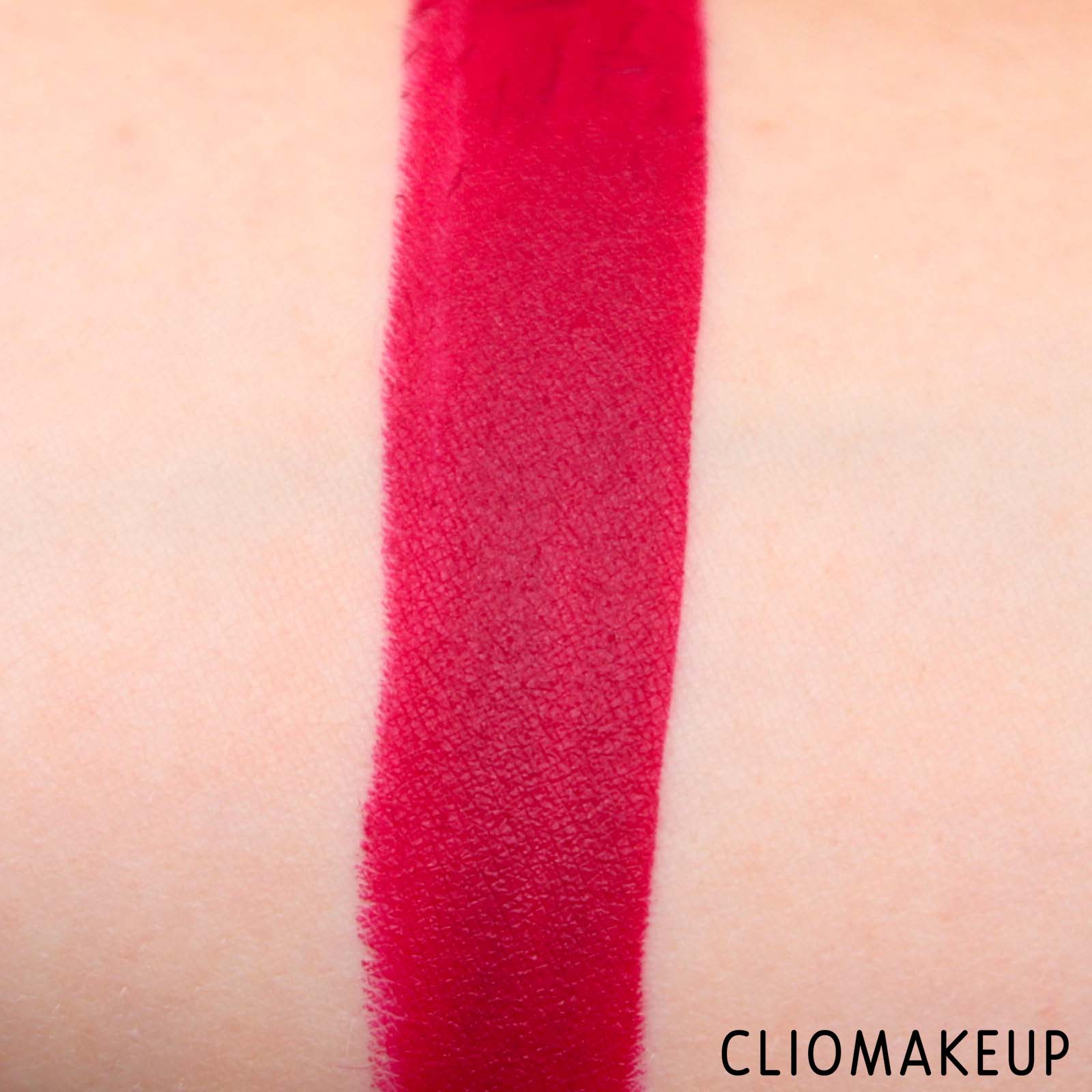 cliomakeup-recensione-fenty-beauty-mattemoiselle-plush-matte-lipstick-9