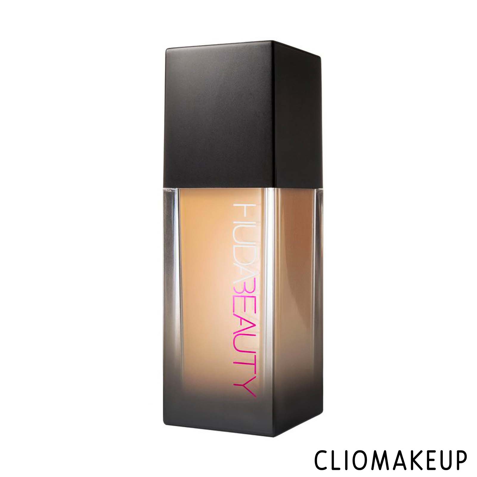 cliomakeup-recensione-fondotinta-huda-beauty-#fauxfilter-high-coverage-cream-foundation-1