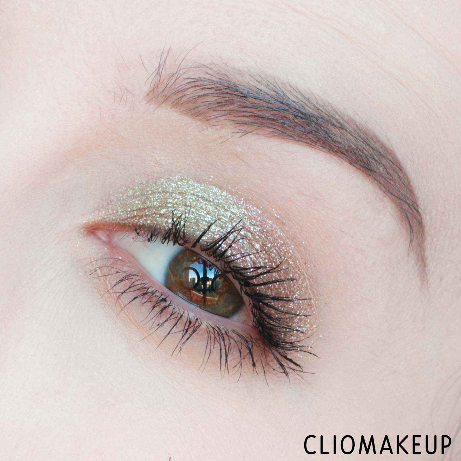 cliomakeup-recensione-ombretti-pupa-glitter-bomb-holo-edition-glitter-eyeshadow-10