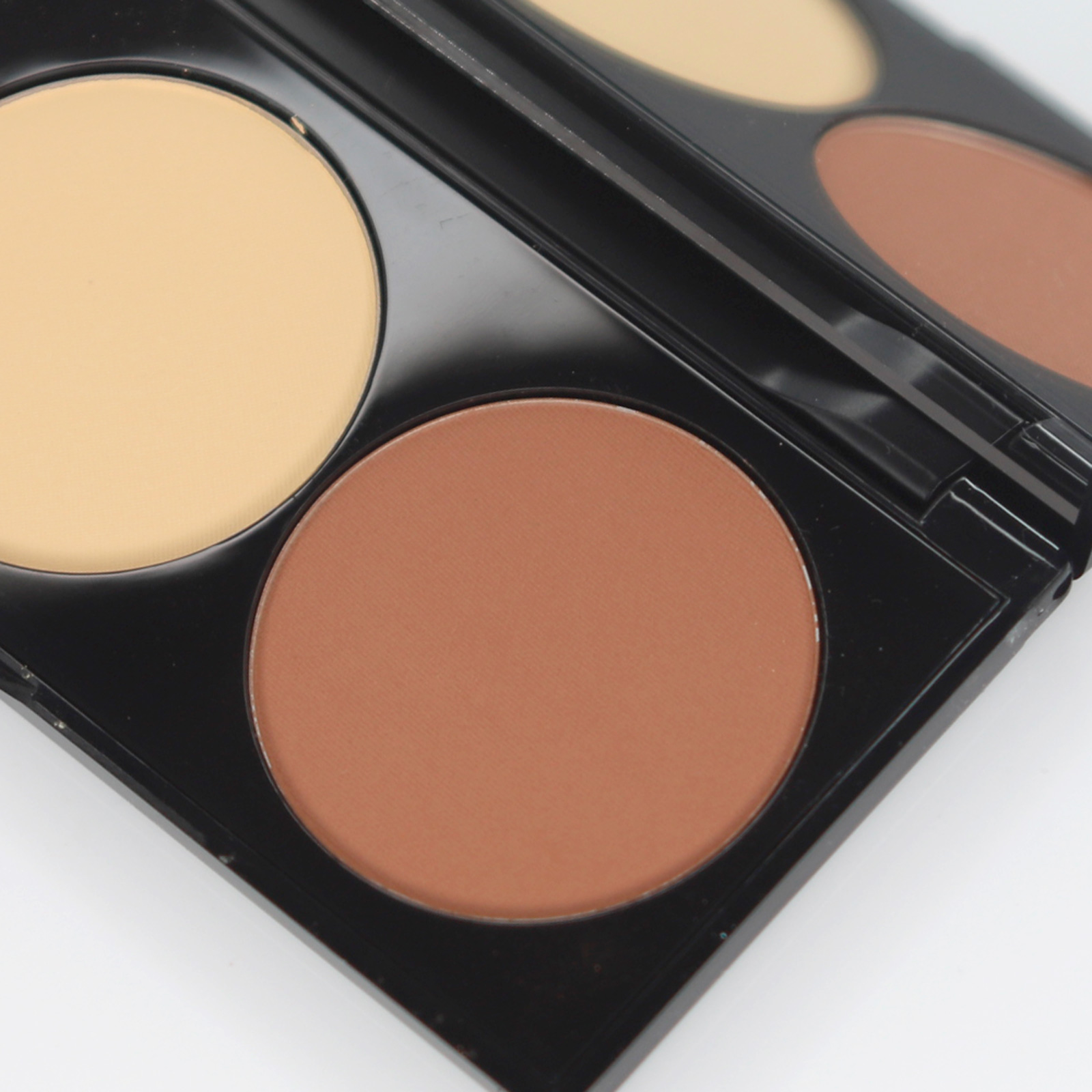 cliomakeup-recensione-palette-contouring-wycon-powder-contouring-palette-5