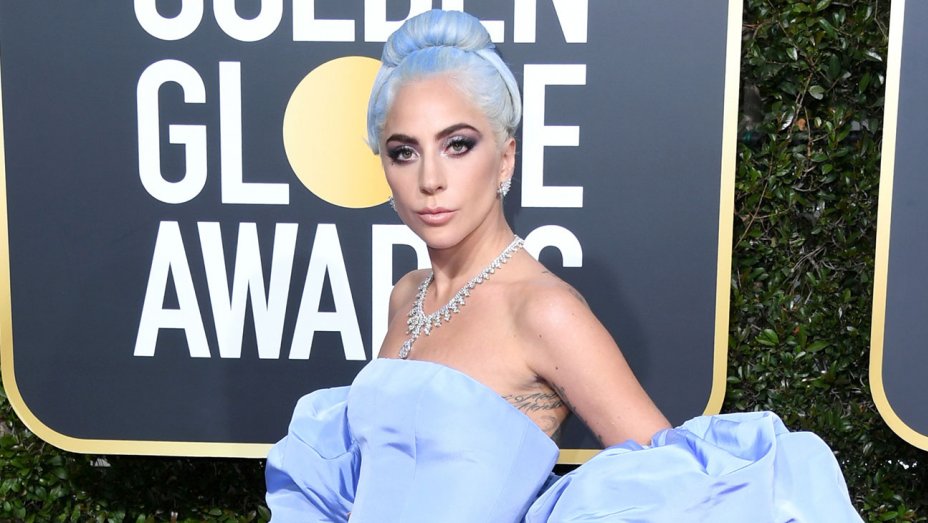 cliomakeup-tendenze-capelli-biondi-2019-16-lady-gaga-hair